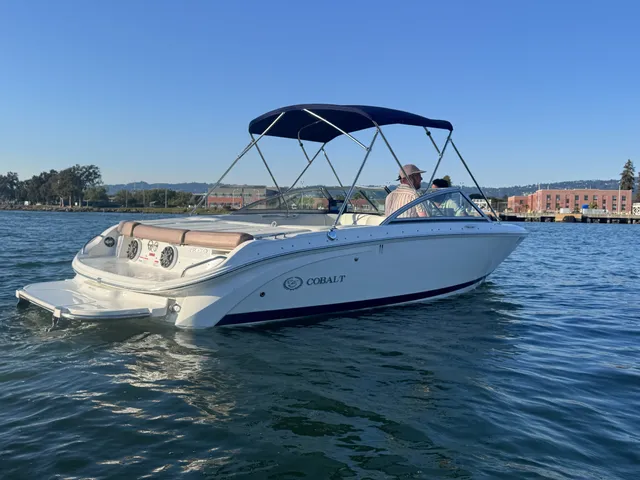 Rent a COBALT bow rider in Alameda, CA near me