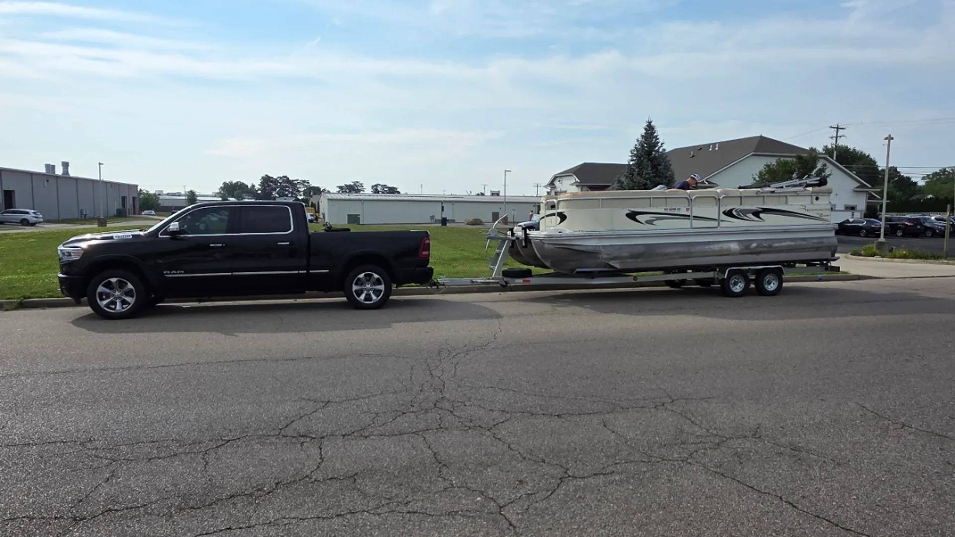 Comfortable Family, Fishing, and Fun Boat