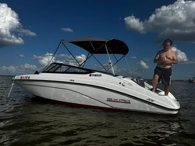 Rent a YAMAHA jet boat in Winter Haven, FL near me