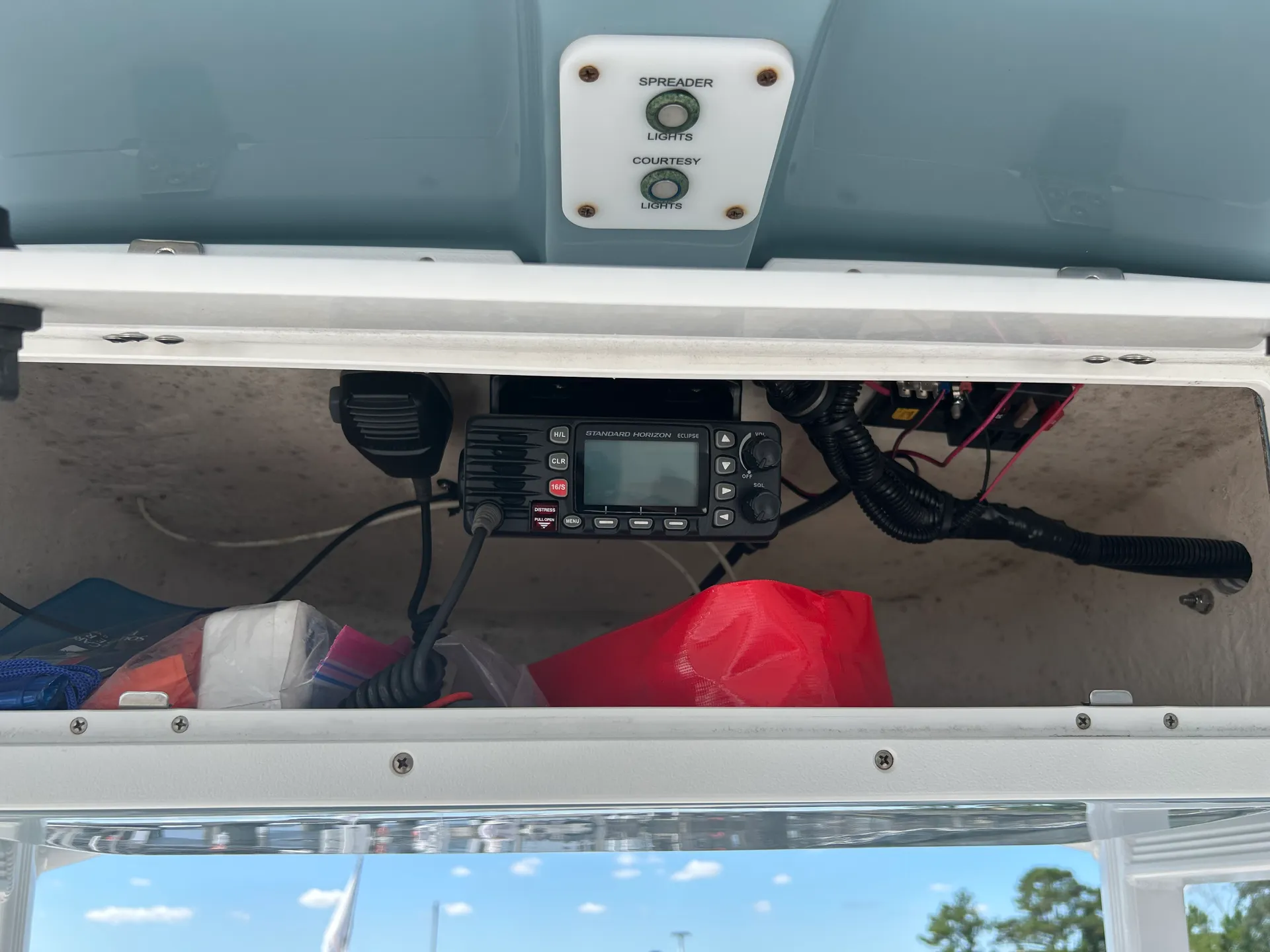 22ft Sea Hunt Ultra center console – Explore Charleston by Water