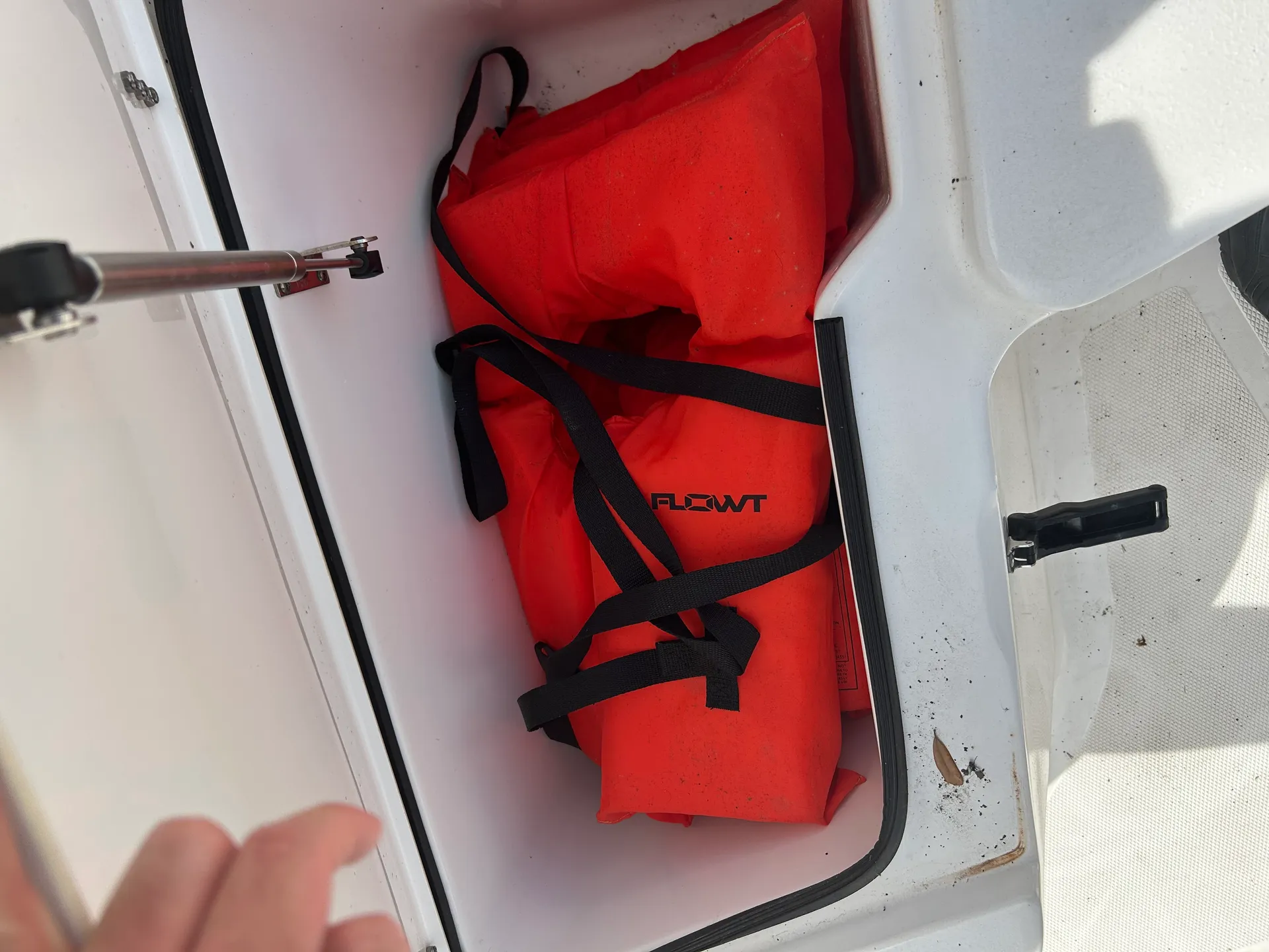 22ft Sea Hunt Ultra center console – Explore Charleston by Water