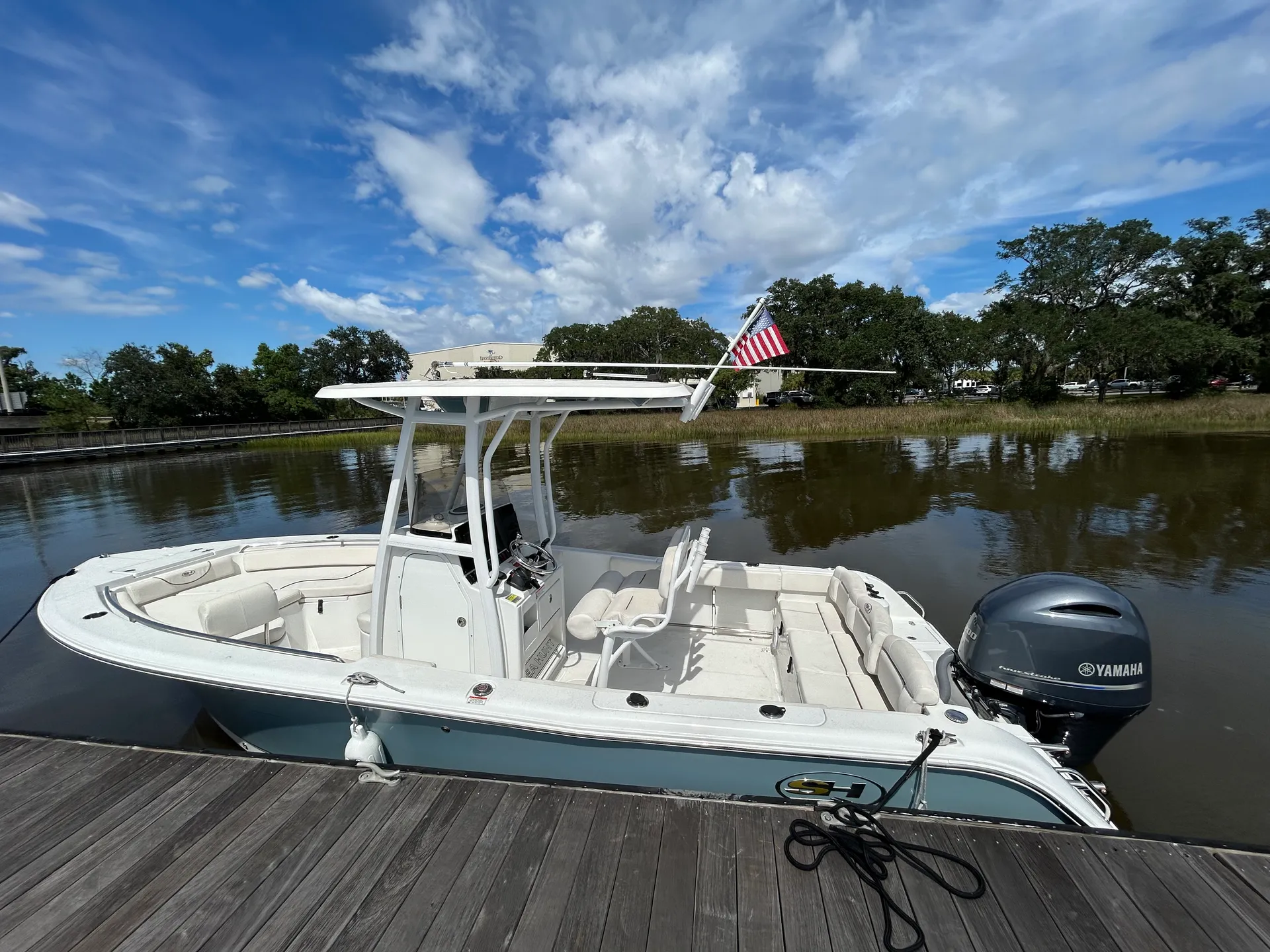 22ft Sea Hunt Ultra center console – Explore Charleston by Water