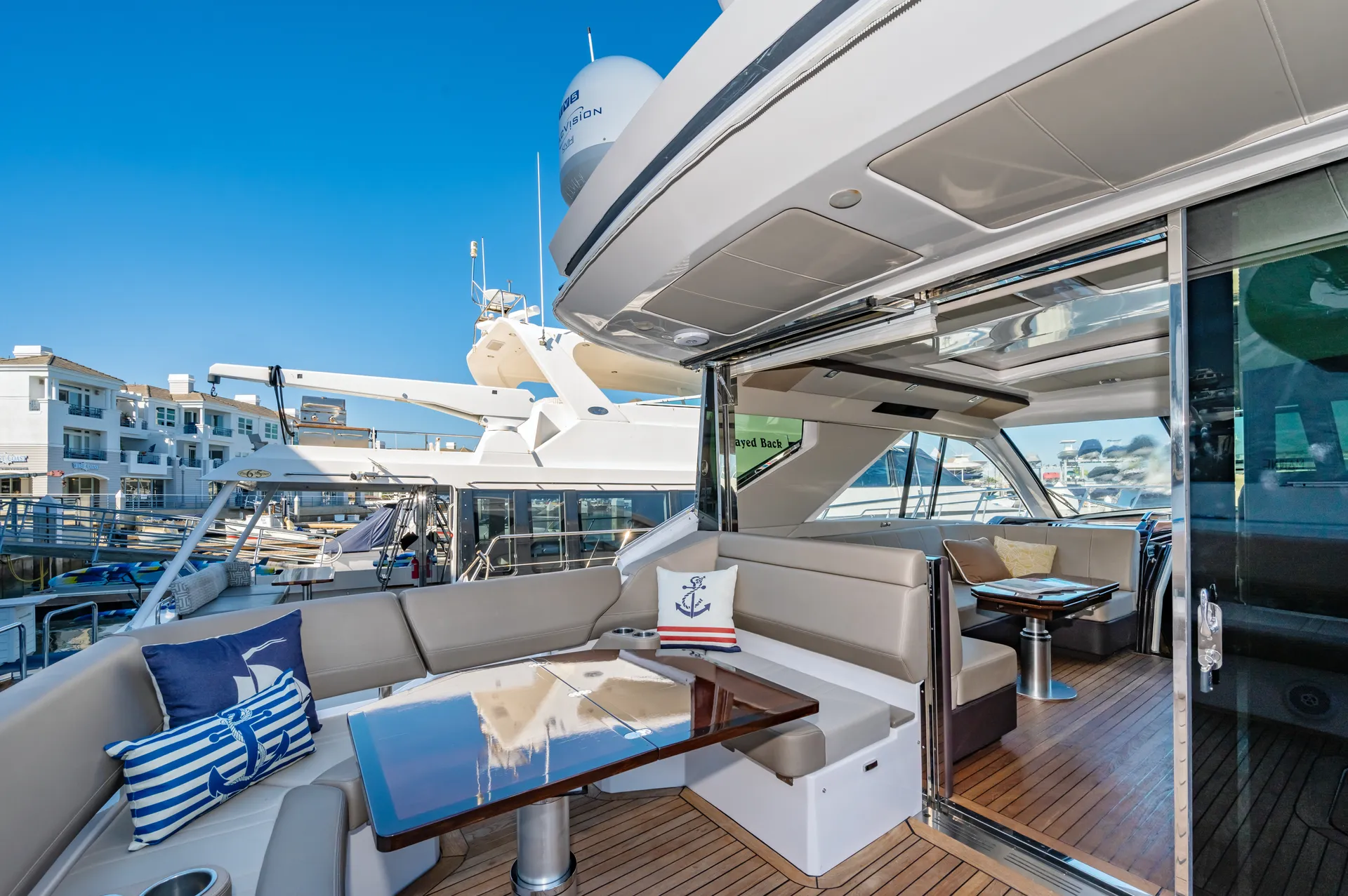 53ft Regal Luxury Yacht With Captain- Up to 12 people! 