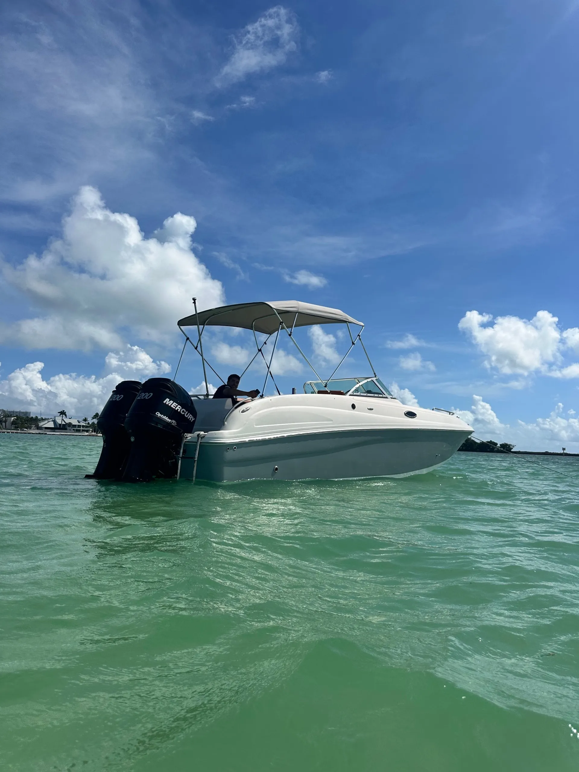 HURRICANE BOATS SD 260 in Miami, FL — photo 3