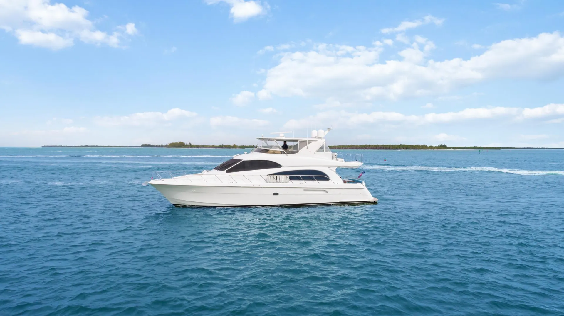 64-foot Luxury Motor Yacht - Captain, Crew and Fuel included in price!