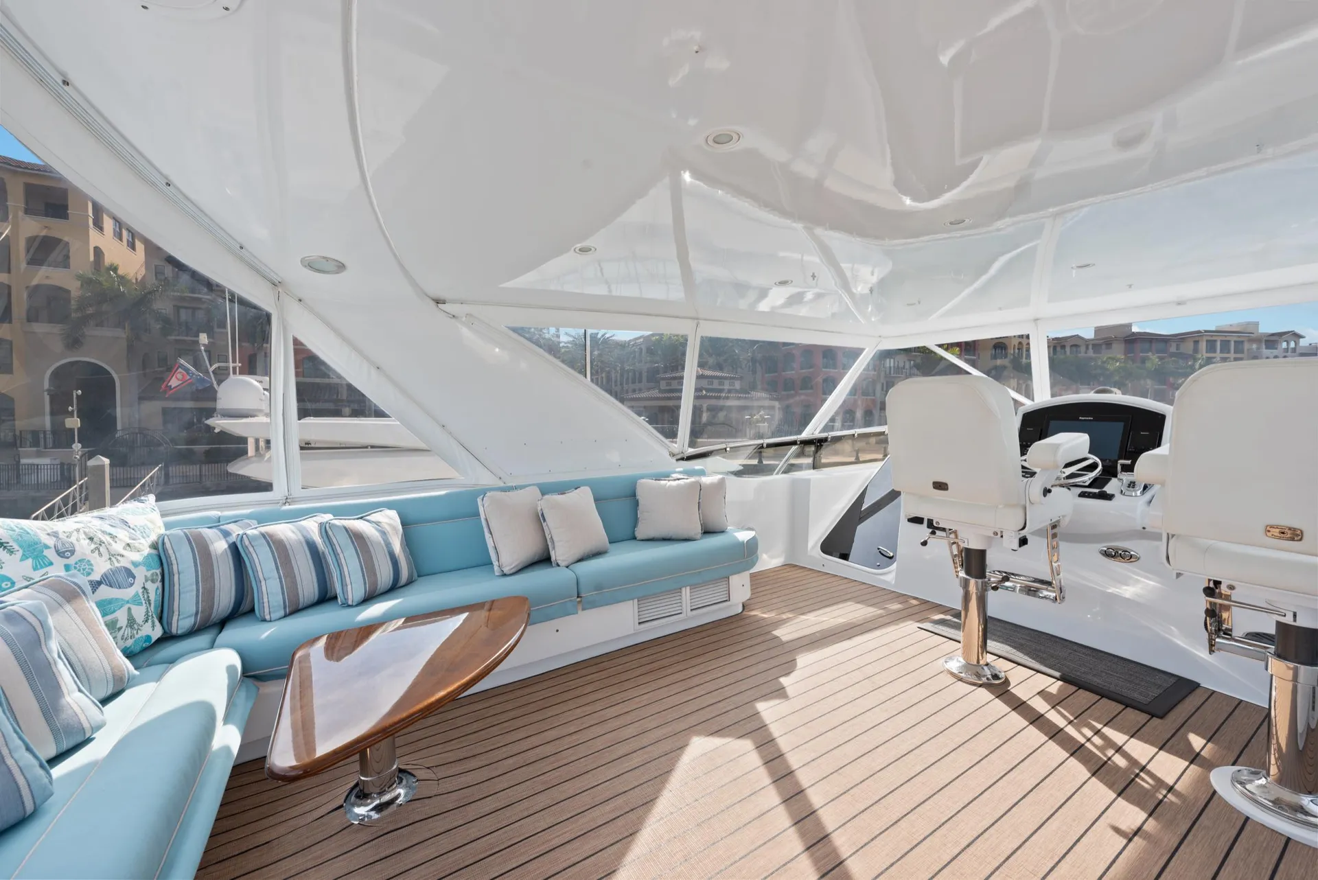 64-foot Luxury Motor Yacht - Captain, Crew and Fuel included in price!