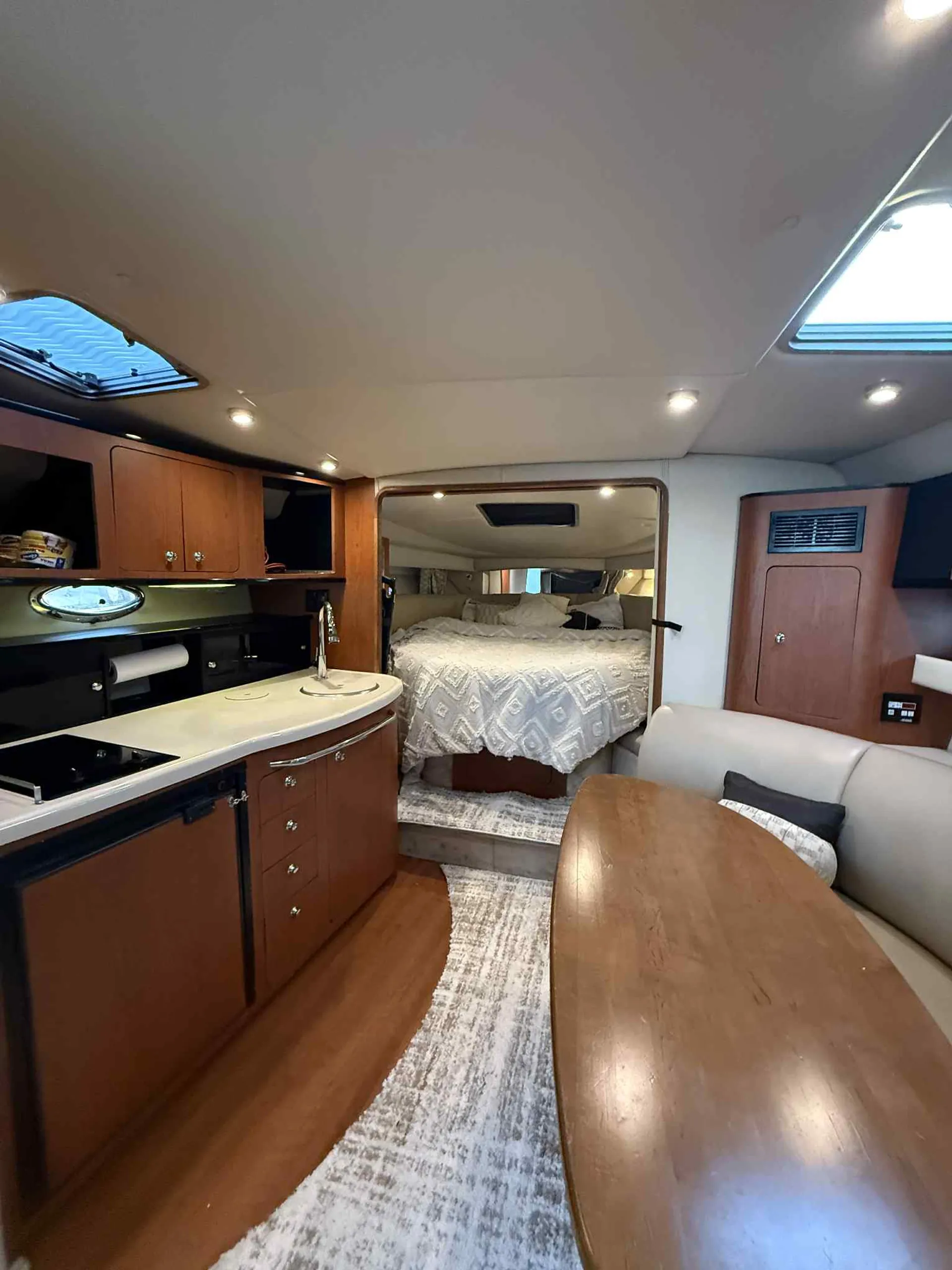 Good times in a luxury yacht in Marina del Rey