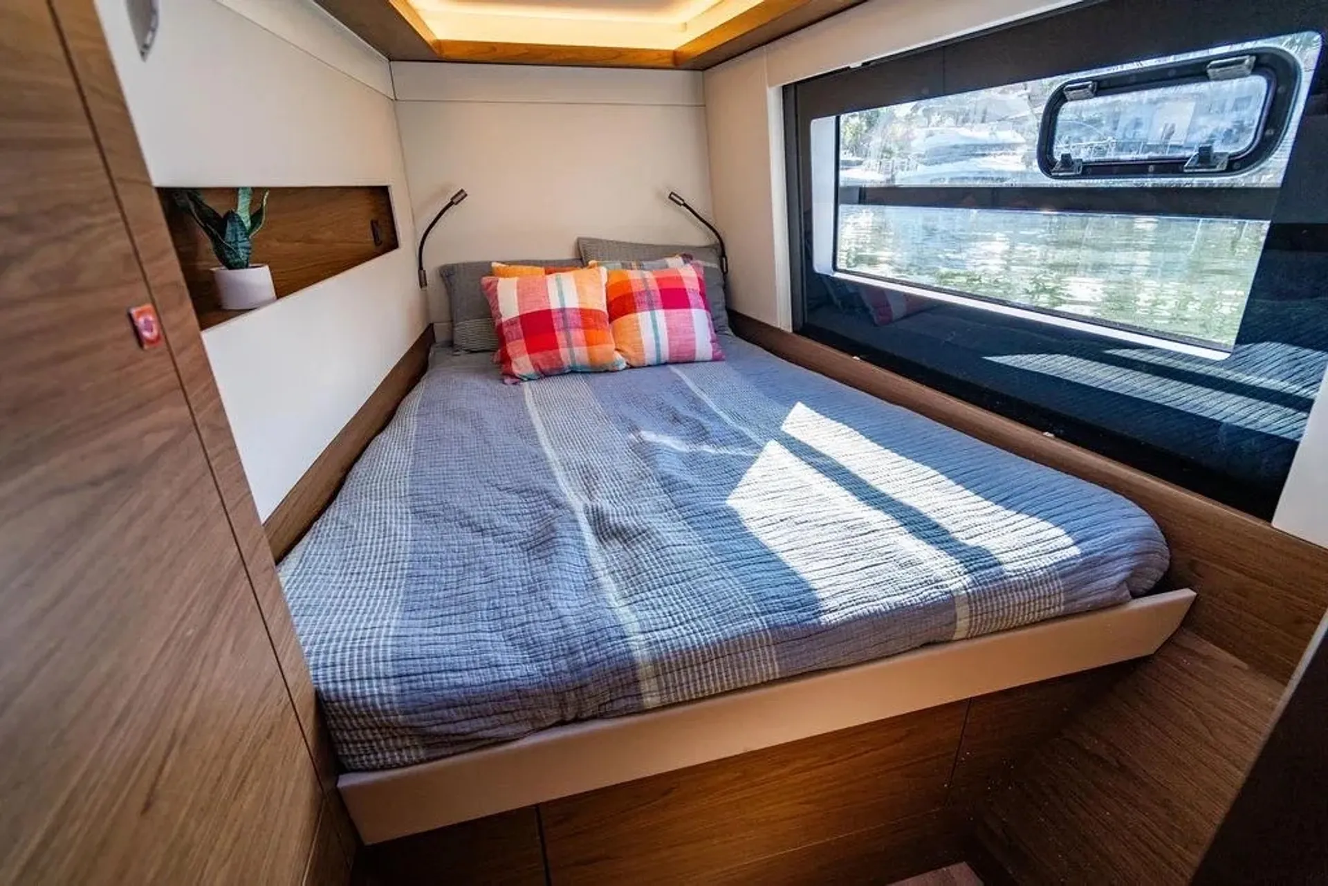Luxury on the Sea! Ziba offers 4, 6, 8, 10 hr and longer charters!