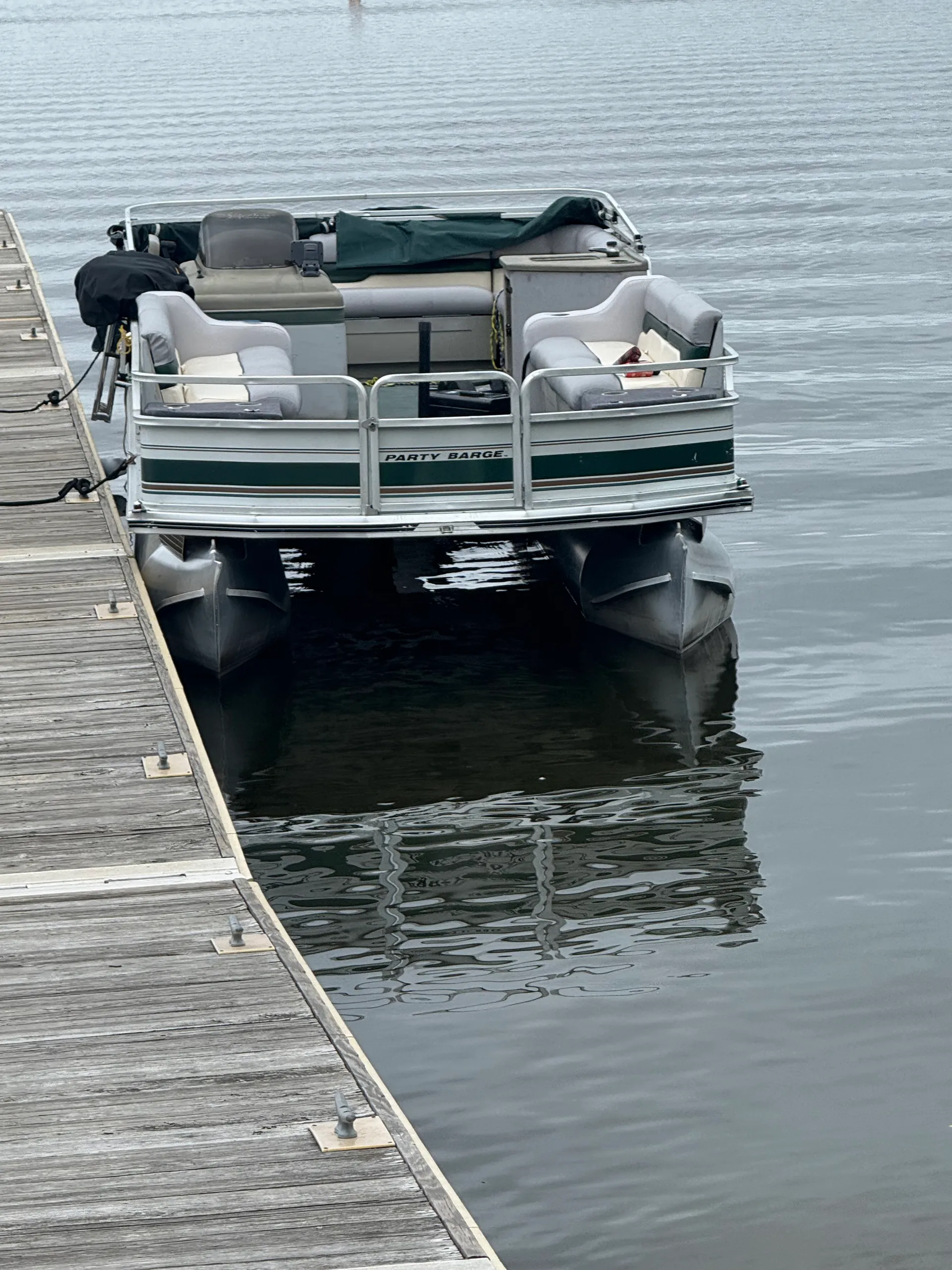 25 ft Party Barge with optional grill ready for your next gathering!