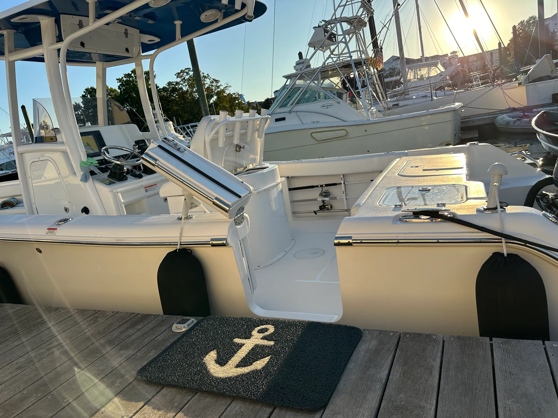 SEA HUNT BOATS GAMEFISH 25 in Stamford, CT — photo 7