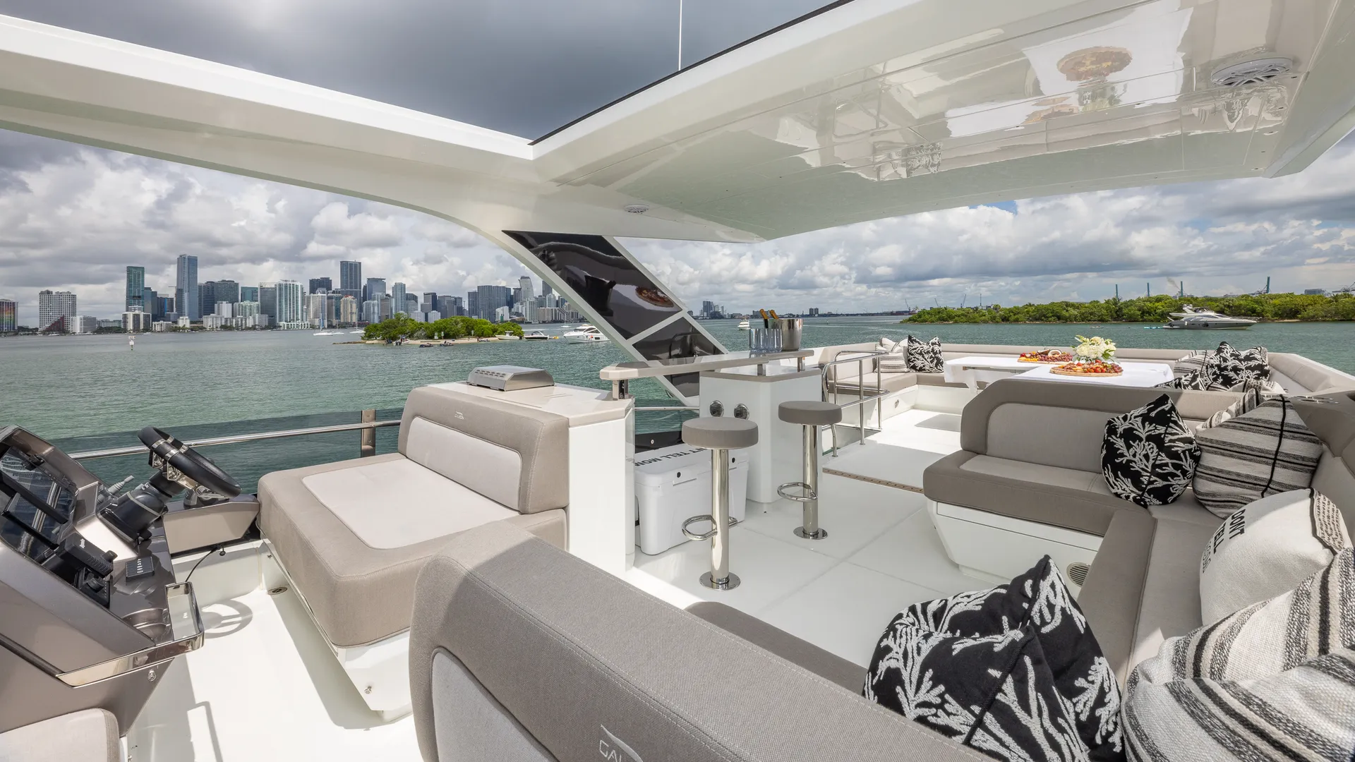 Experience the 2025 Galeon – A Masterpiece of Modern Yachting