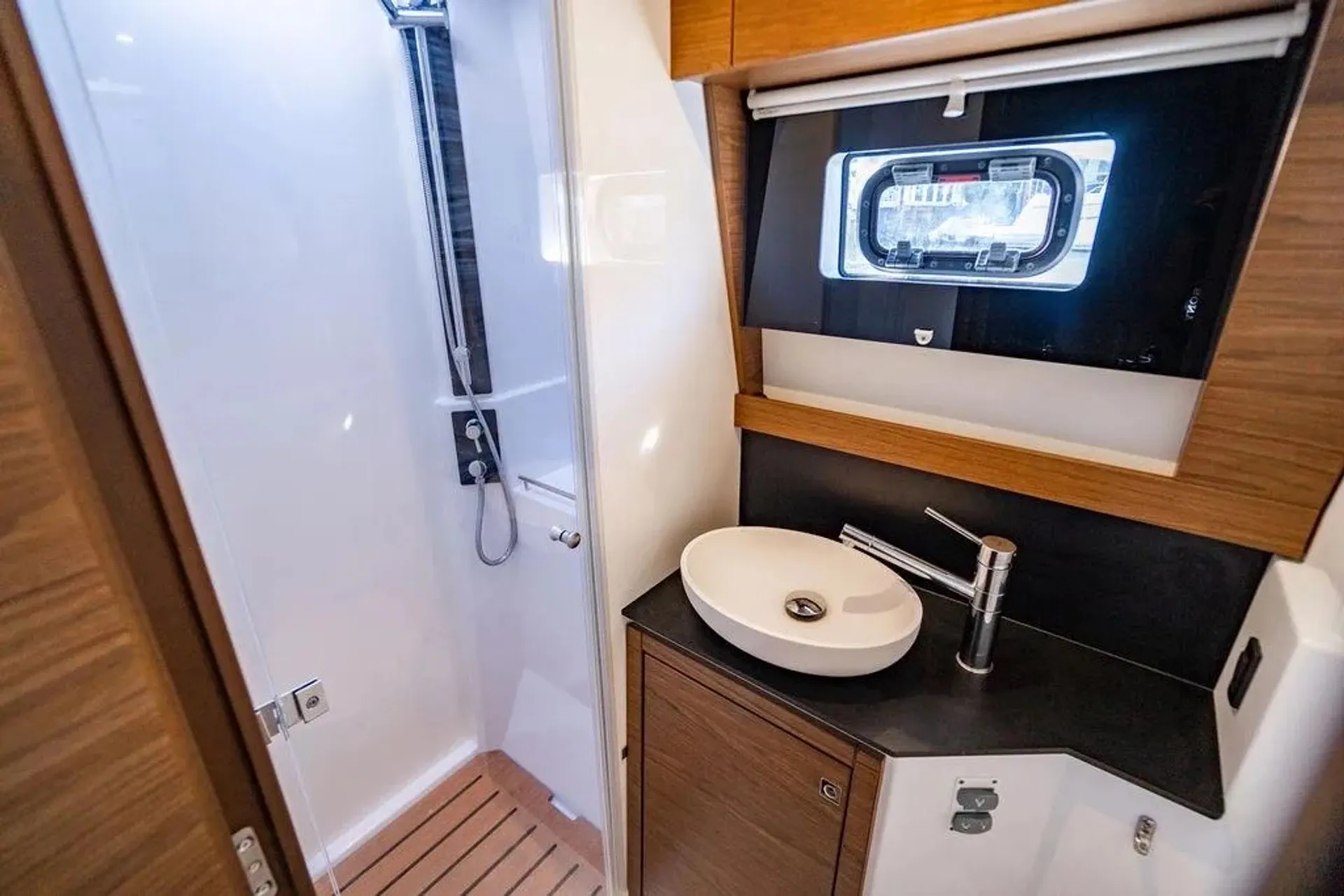 Luxury on the Sea! Ziba offers 4, 6, 8, 10 hr and longer charters!