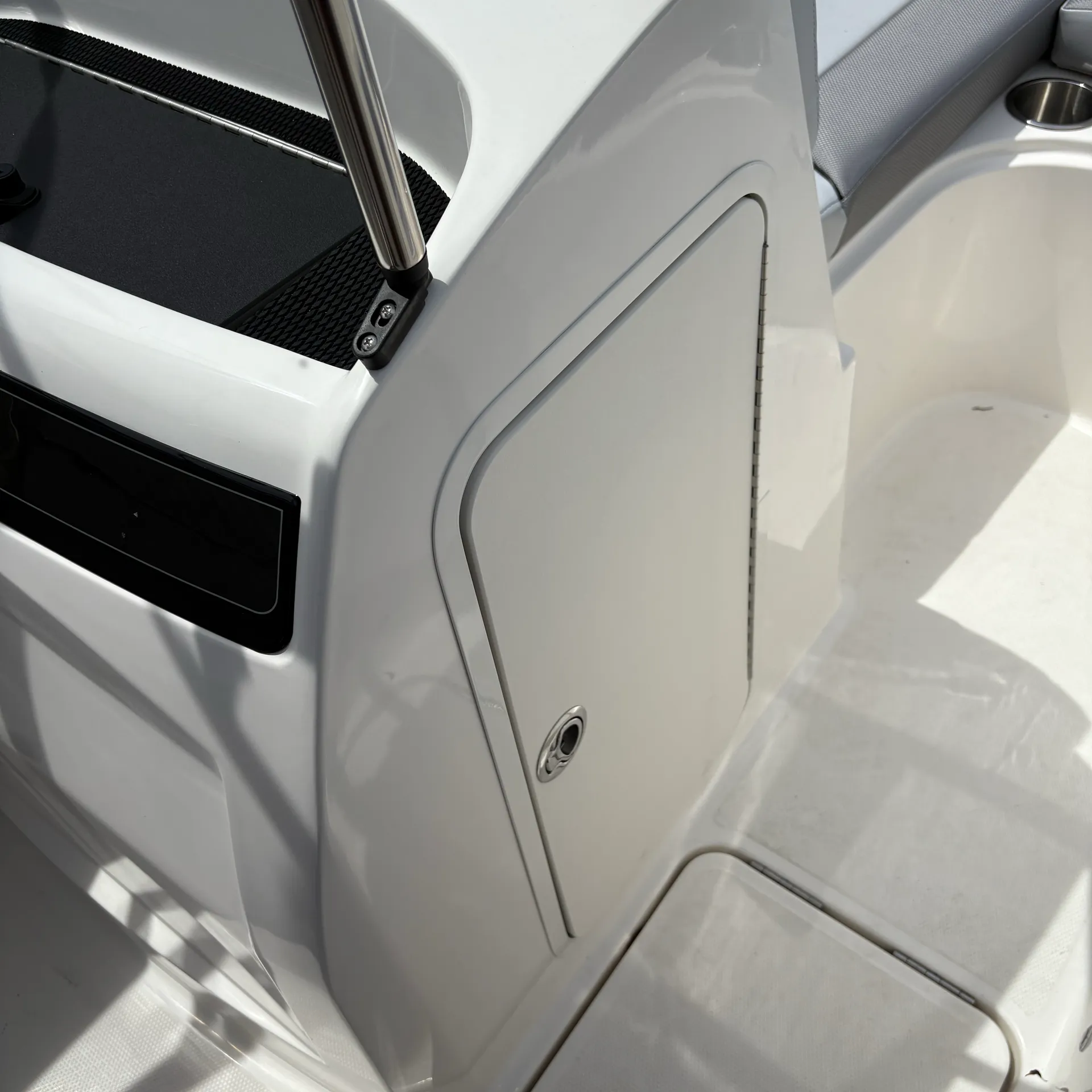 NEW LISTING!!! BRAND NEW 2024 Bayliner VR4! - The Perfect Day Boat
