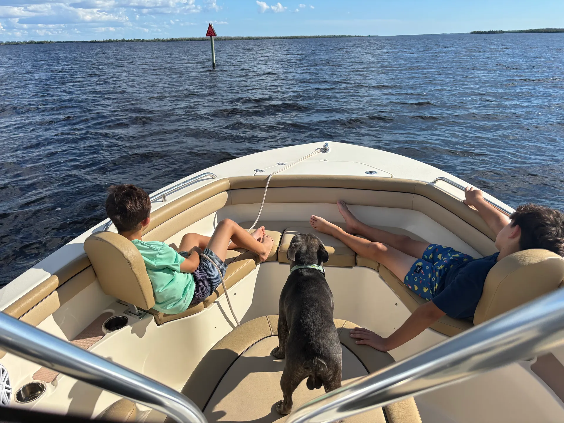 2018 Scout 215 XSF – 300HP Mercury, Luxury &amp; Fun on the Water