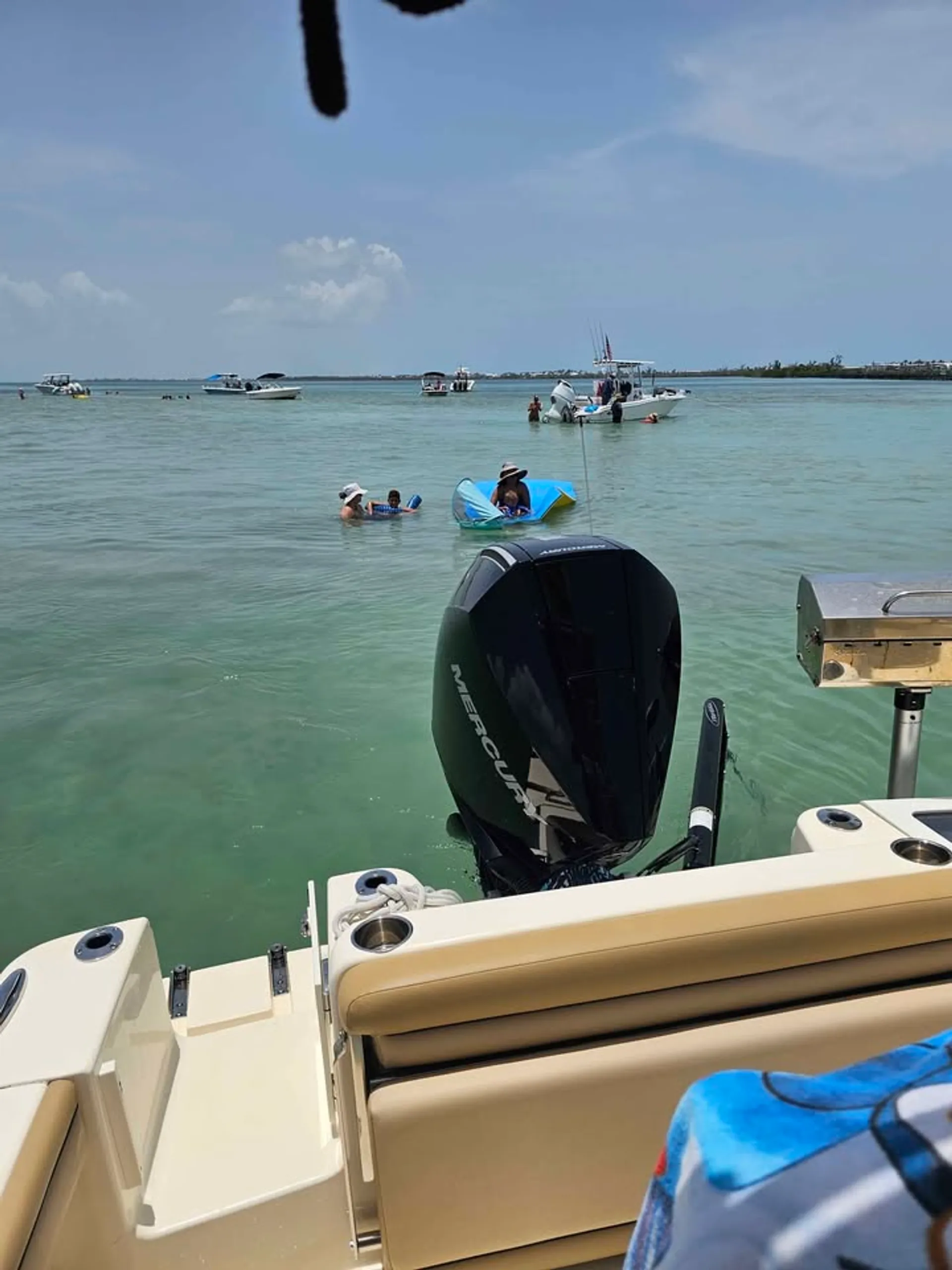 2018 Scout 215 XSF – 300HP Mercury, Luxury &amp; Fun on the Water