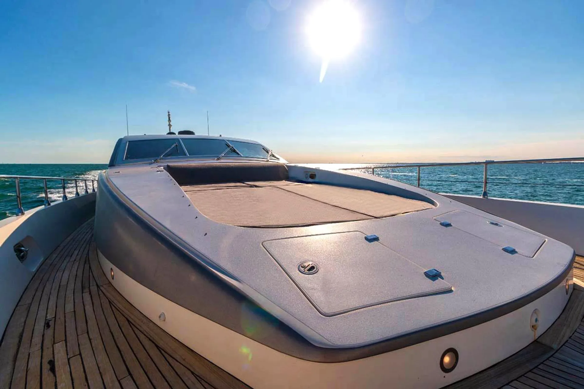 95ft Leopard Pershing Mega Yacht w/Water Toys