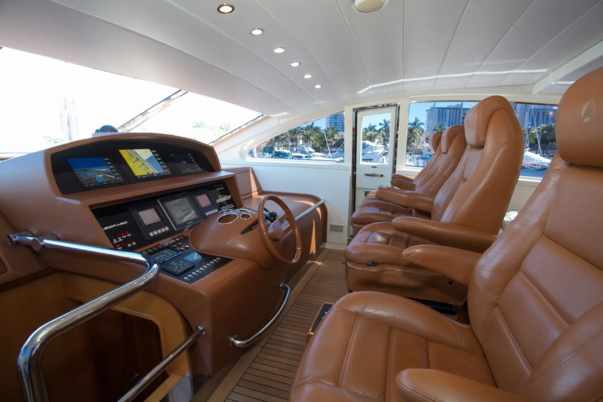 95ft Leopard Pershing Mega Yacht w/Water Toys