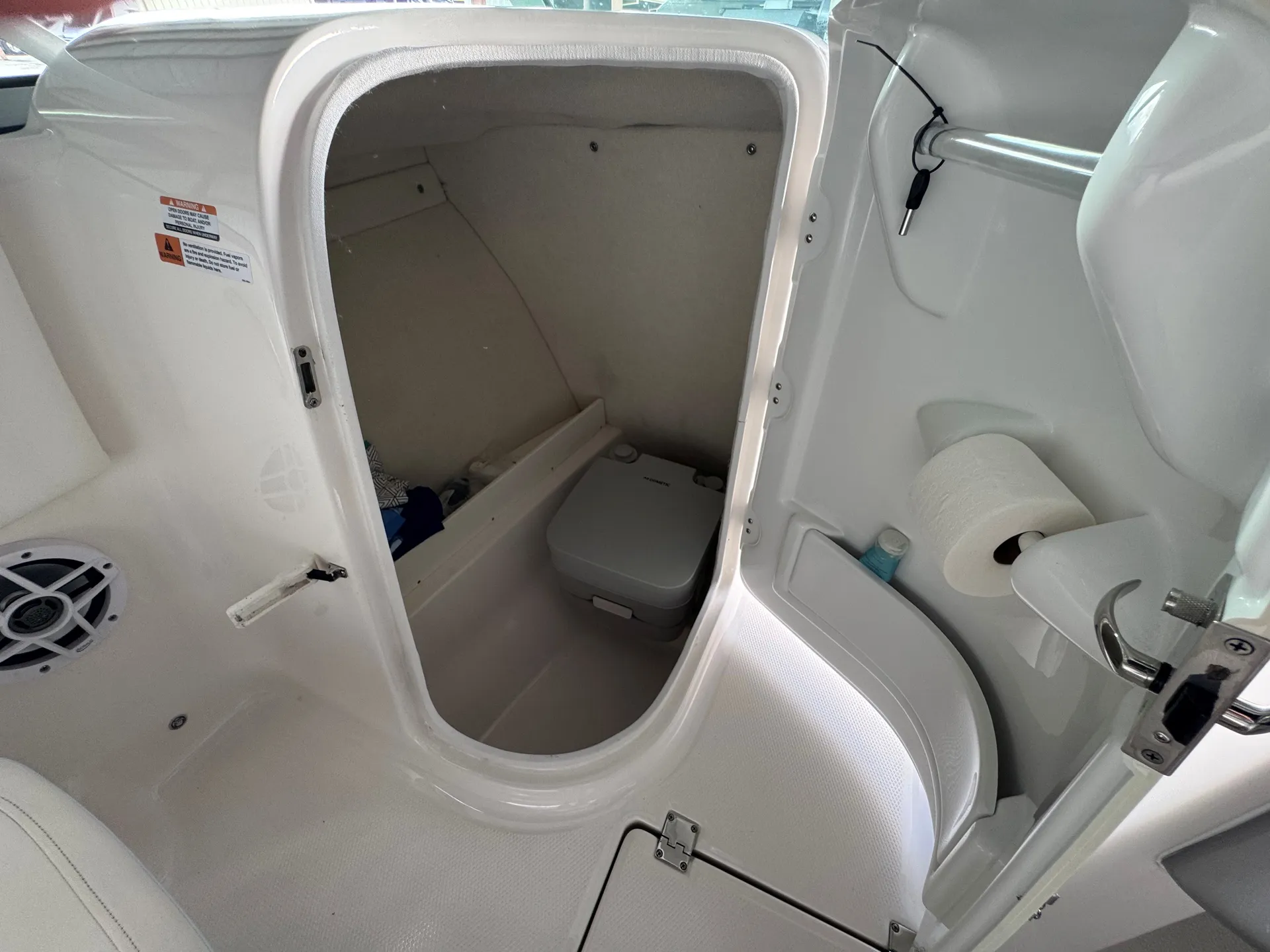 ROBALO R207 in Fort Myers, FL — photo 7