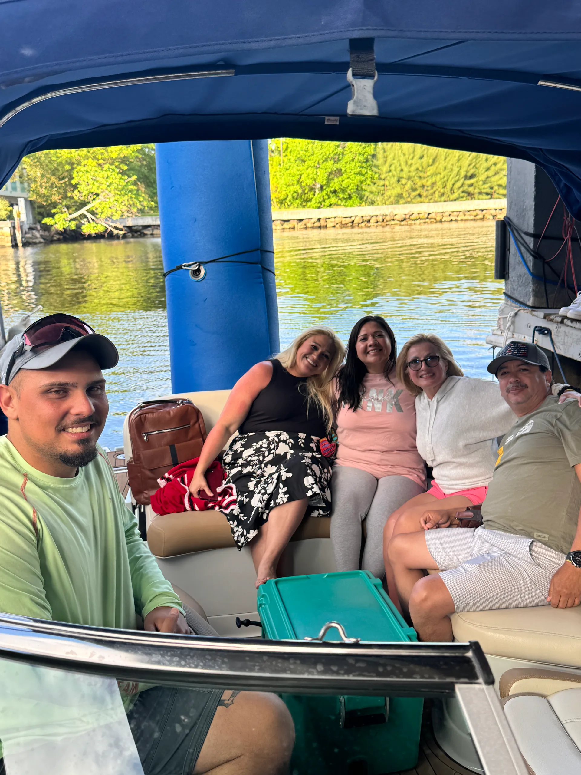 Miami: Celebrity mansions home tour and Private island charter