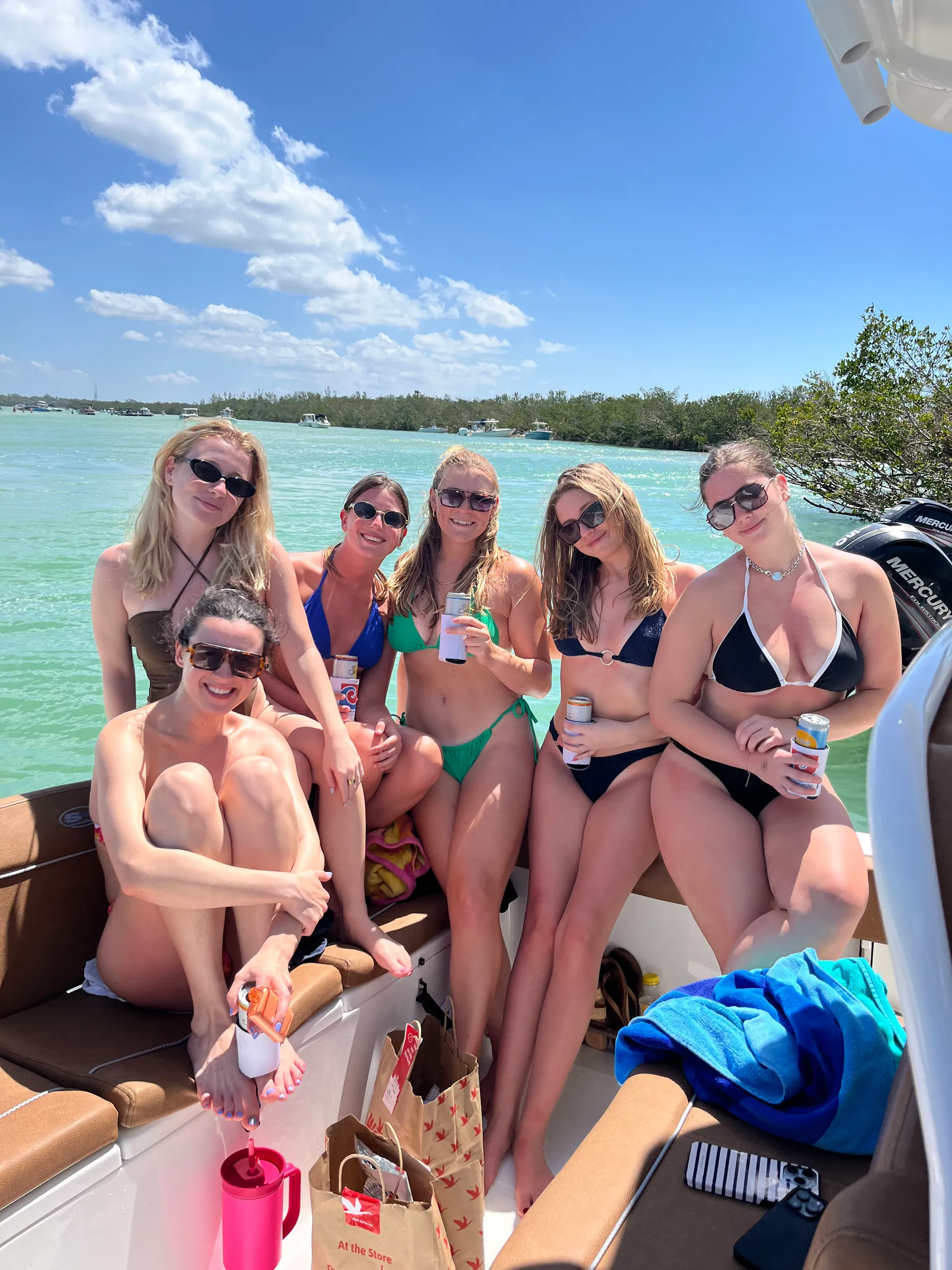 Sarasota Coastal Boat Tours on a brand new 2024 Seahunt Ultra