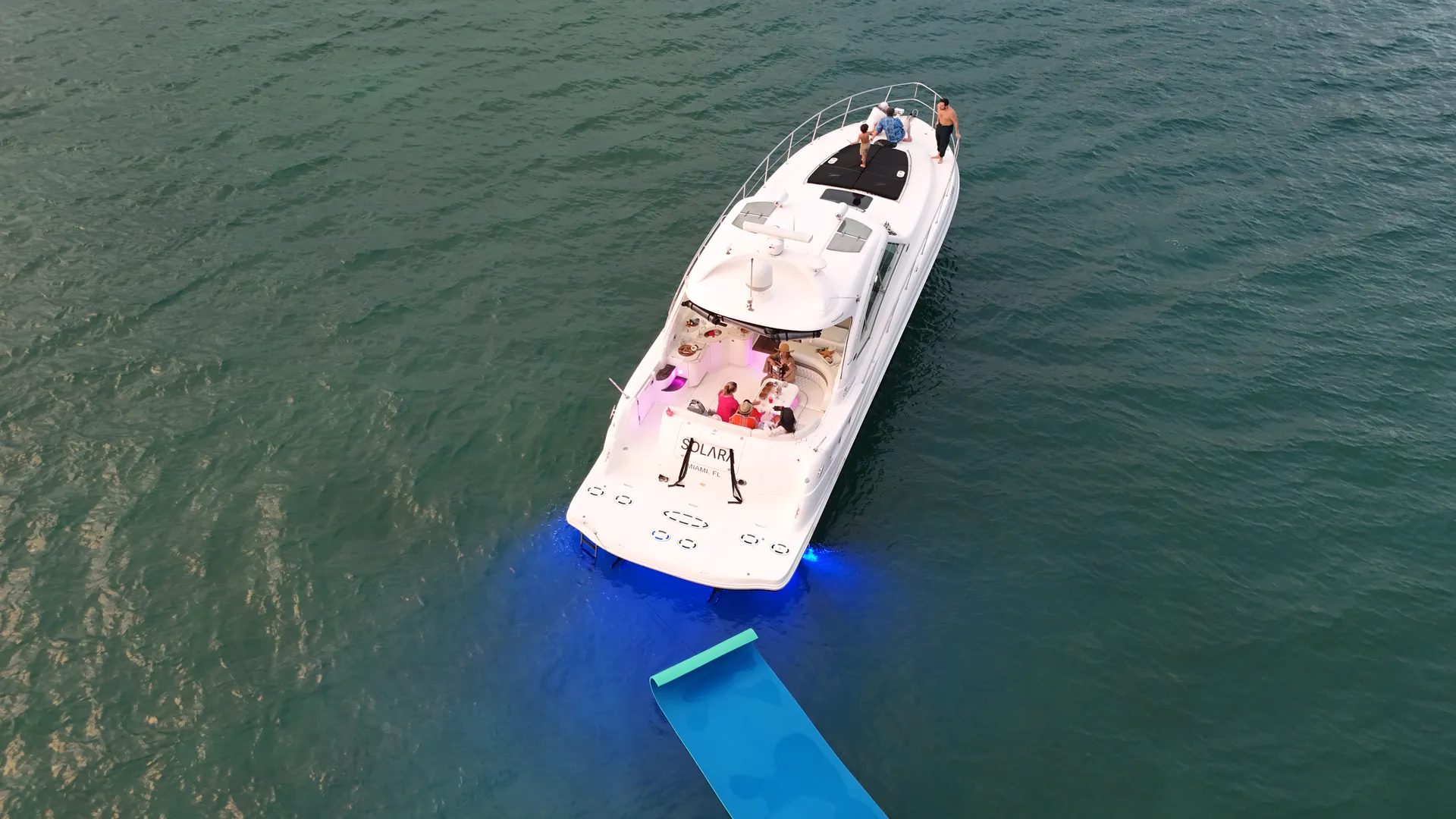 SOLARA ✨🌴 Sail in Style • 52ft Yatch • Space for 13 Guests 🌴✨