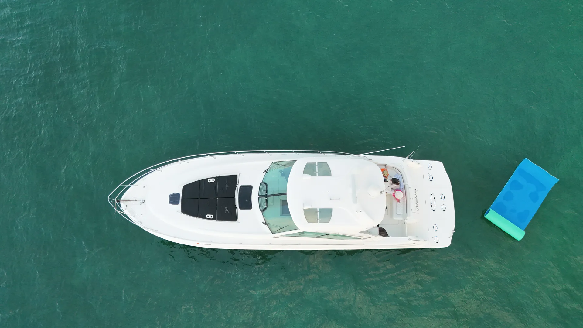 SOLARA ✨🌴 Sail in Style • 52ft Yatch • Space for 13 Guests 🌴✨