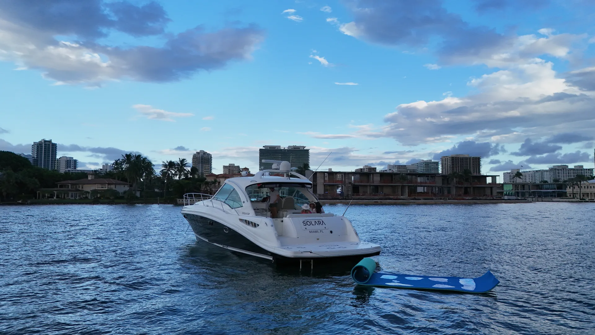 SOLARA ✨🌴 Sail in Style • 52ft Yatch • Space for 13 Guests 🌴✨