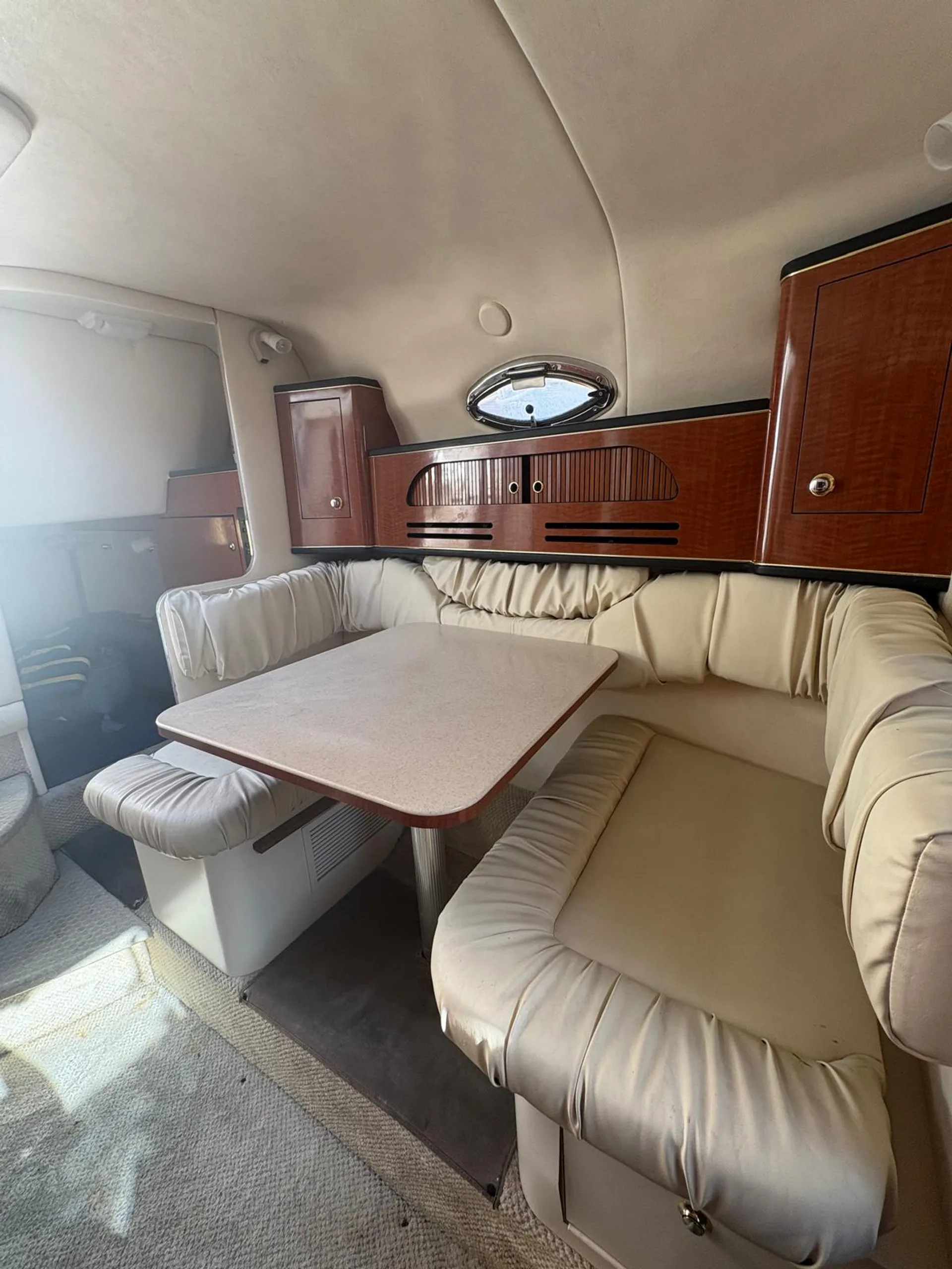 Sea Ray 280 Luxury Cruise – No Hidden Fees