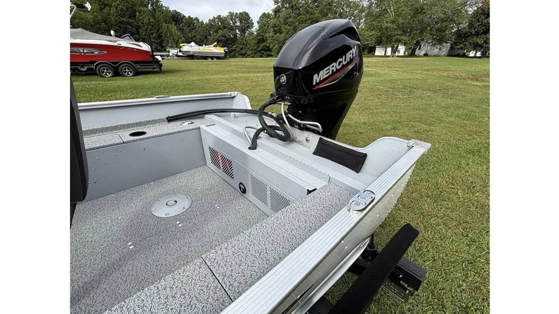 Family-Friendly Lund Fury SS for Fishing and Water Adventures