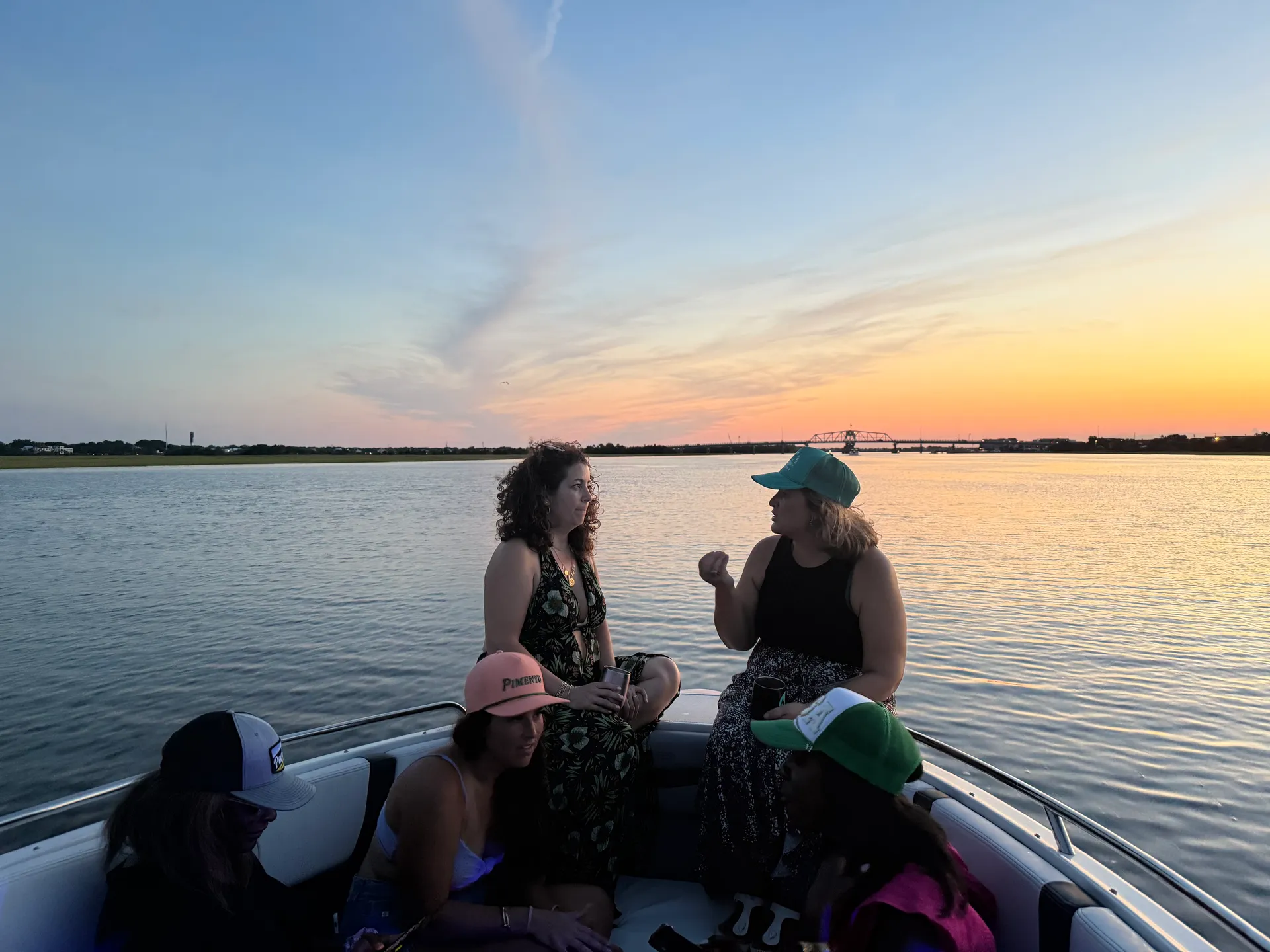 Luxury 28 Foot Charleston Boat Charter