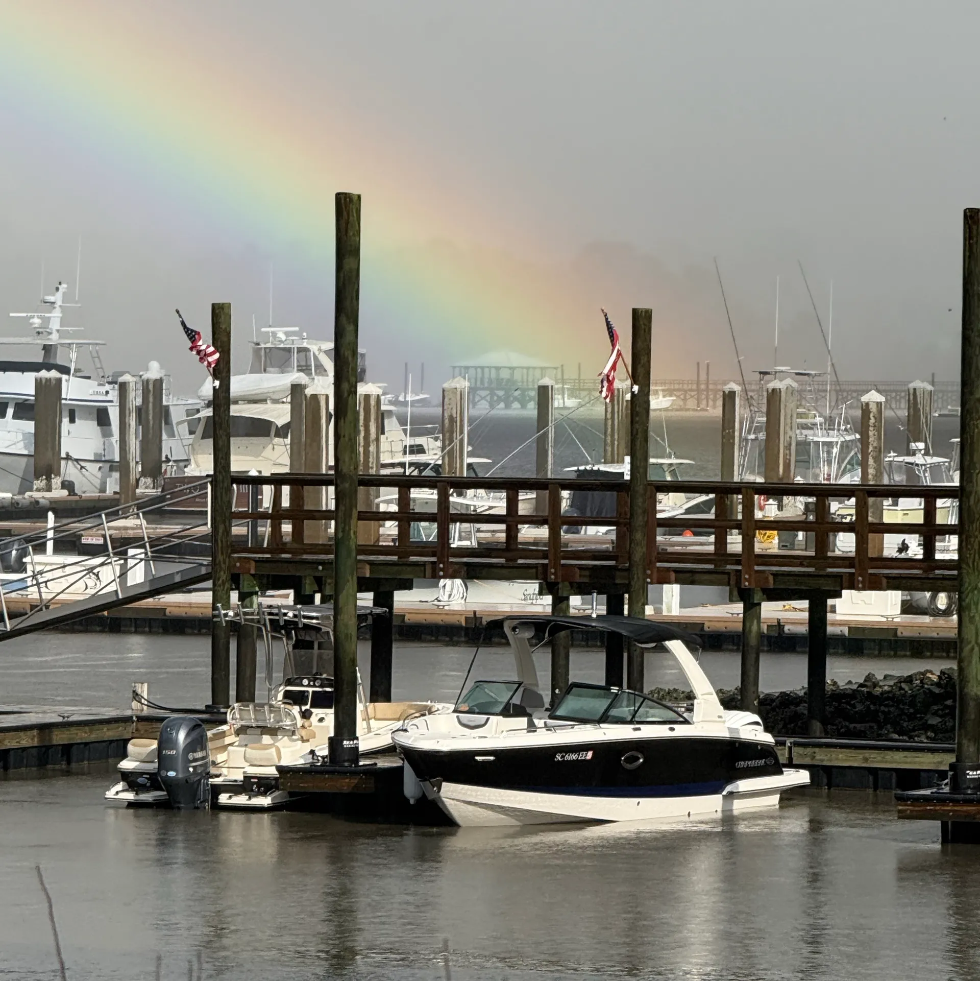 Luxury 28 Foot Charleston Boat Charter