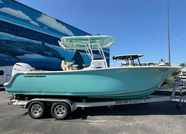 Rent a SPORTSMAN BOATS performance fishing in Destin, FL near me