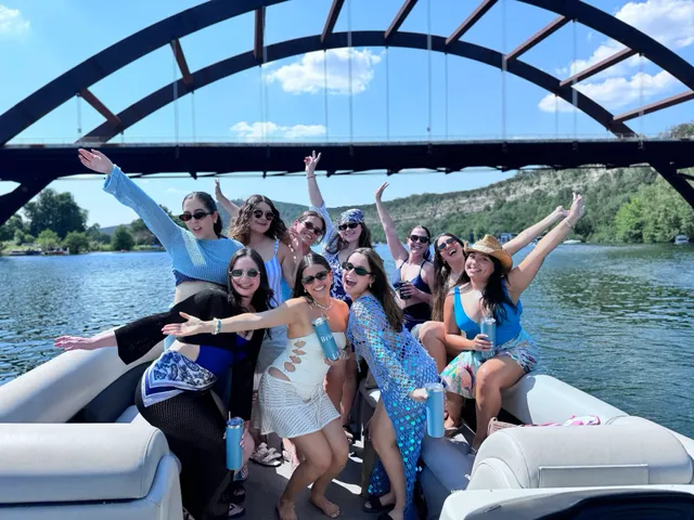 Rent a Bentley pontoon in Austin, TX near me