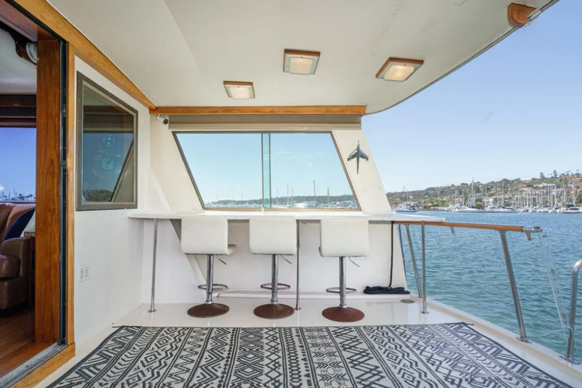 THE MOST FUN LUXURY YACHT RENTAL IN SAN DIEGO
