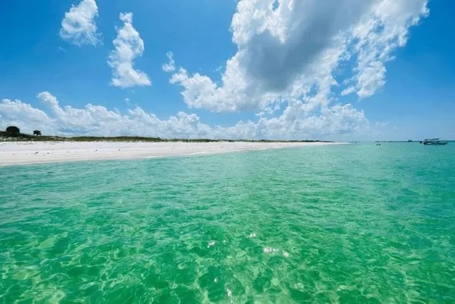 Rent a STARCRAFT MARINE deck boat in Panama City, FL near me