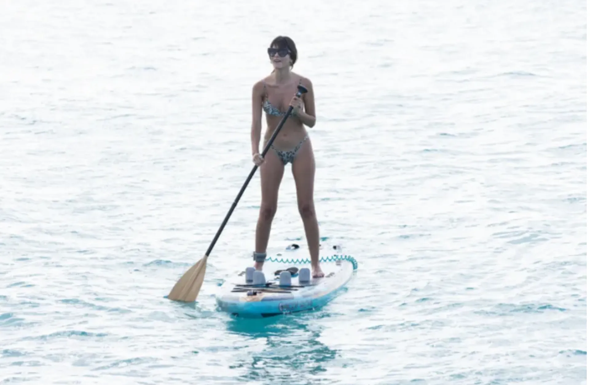 Azimut 70 – Premier Luxury Yacht Charter to Palomino Islands