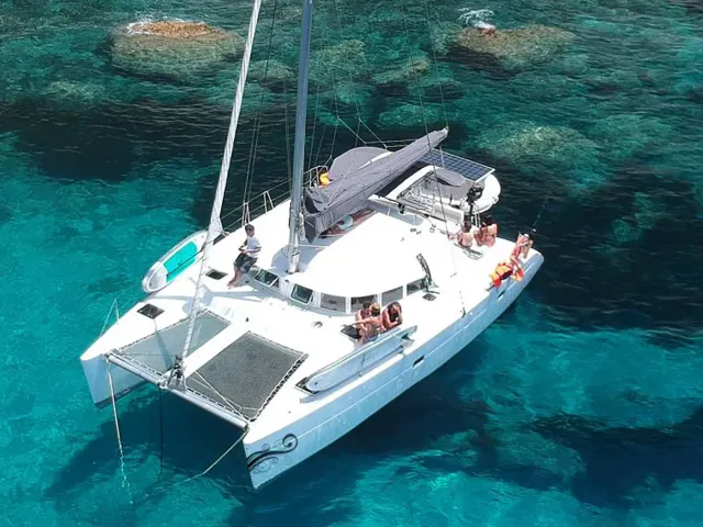 Rent a Catamaran Cruiser catamaran in Fajardo, Fajardo near me