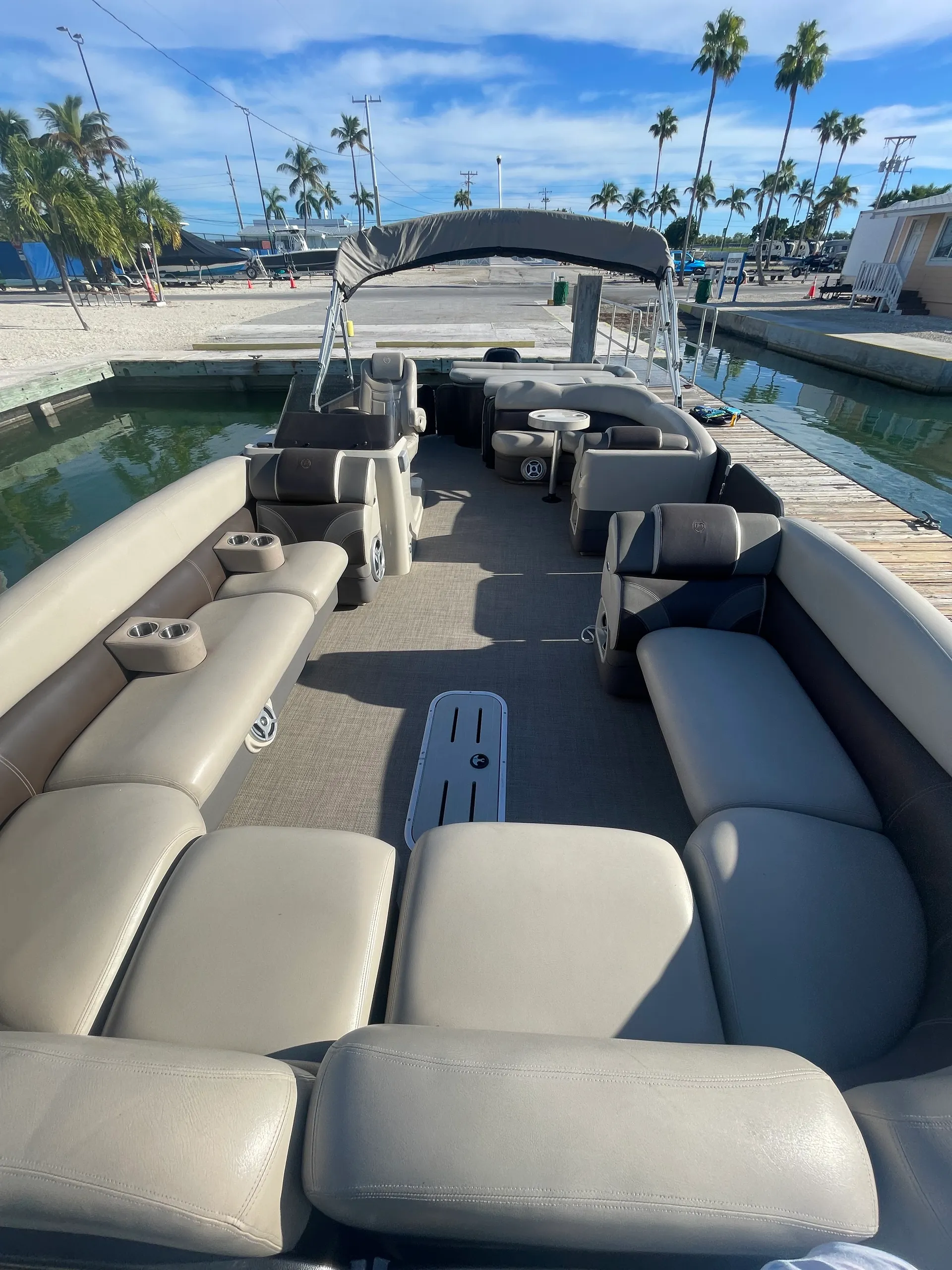 16 Passenger Premier Pontoon 250 HP