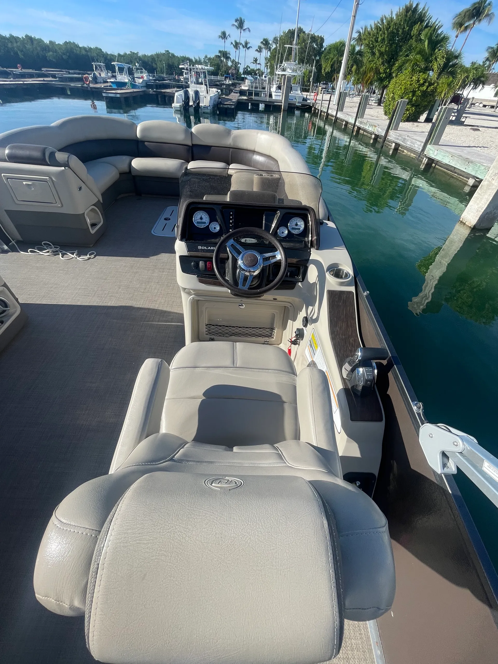 16 Passenger Premier Pontoon 250 HP