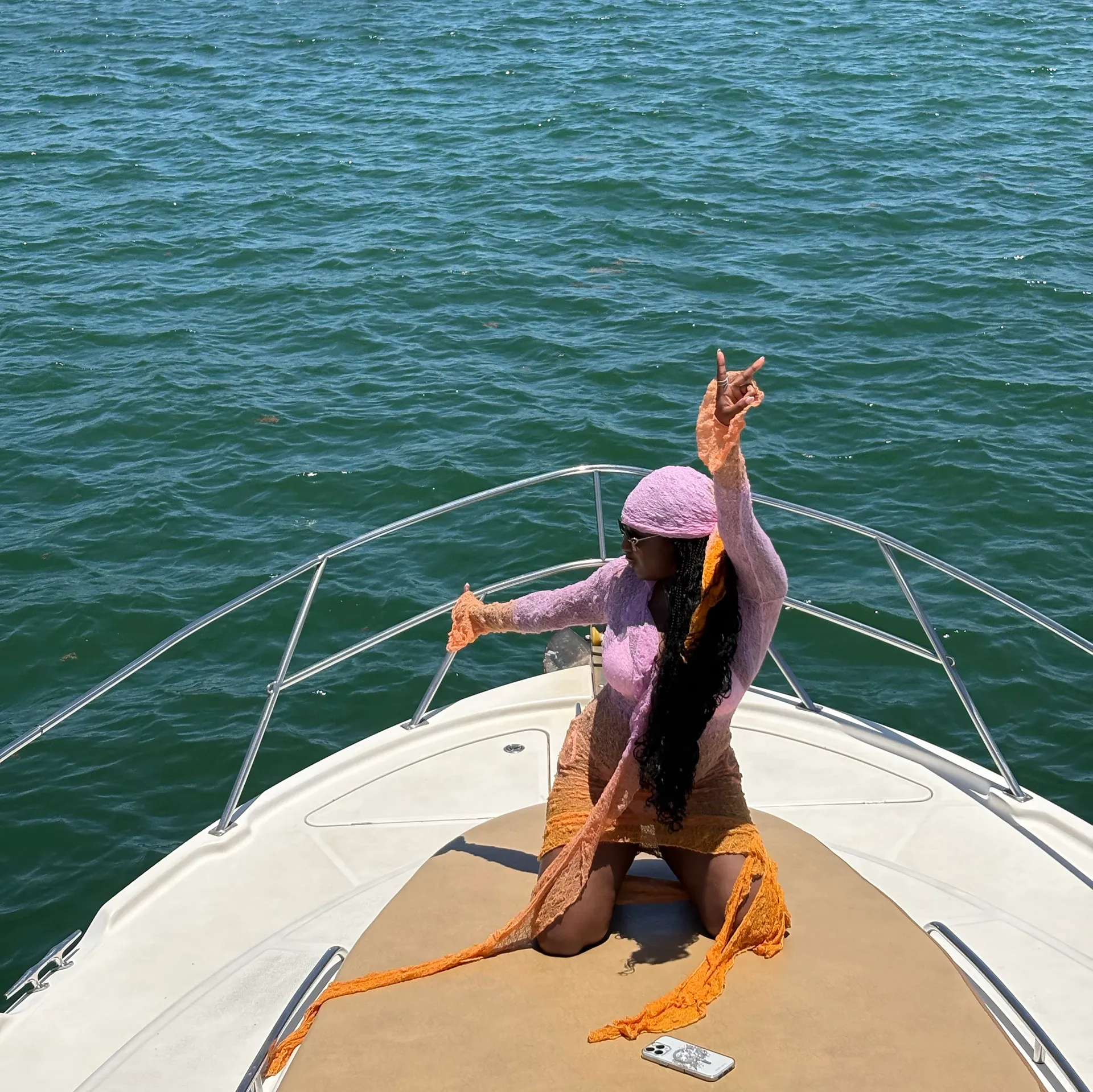 BEAUTIFUL MERIDIAN 42’ YACHT