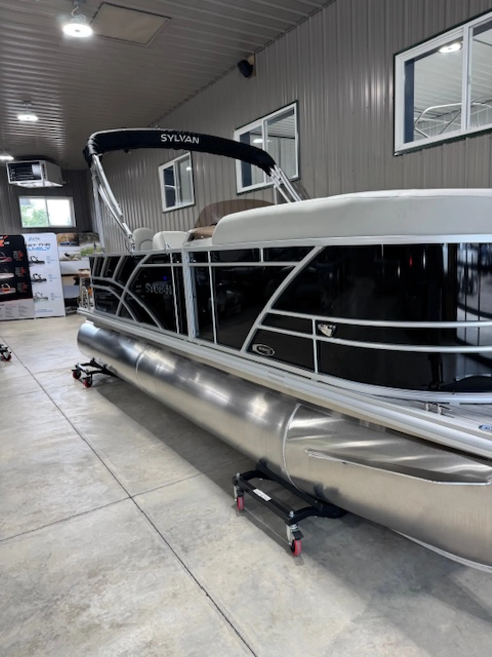 SYLVAN MARINE 820 MIRAGE PARTY FISH in Crosslake, MN — photo 5
