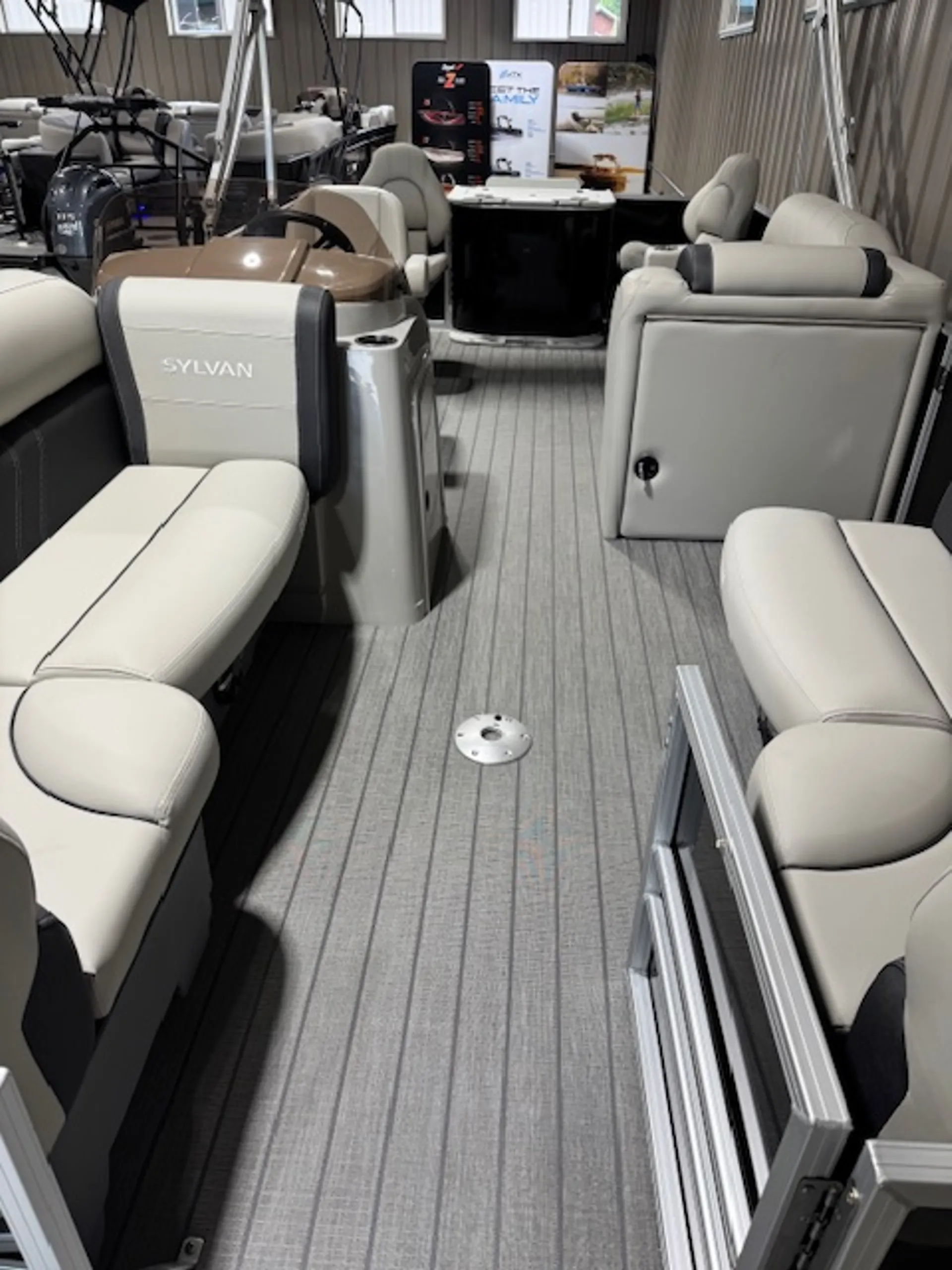 SYLVAN MARINE 820 MIRAGE PARTY FISH in Crosslake, MN — photo 6