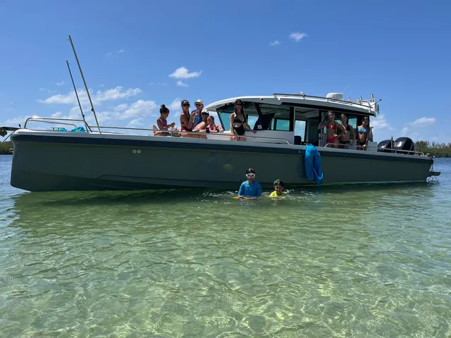 Rent a Axopar cruiser in Boca Raton, FL near me