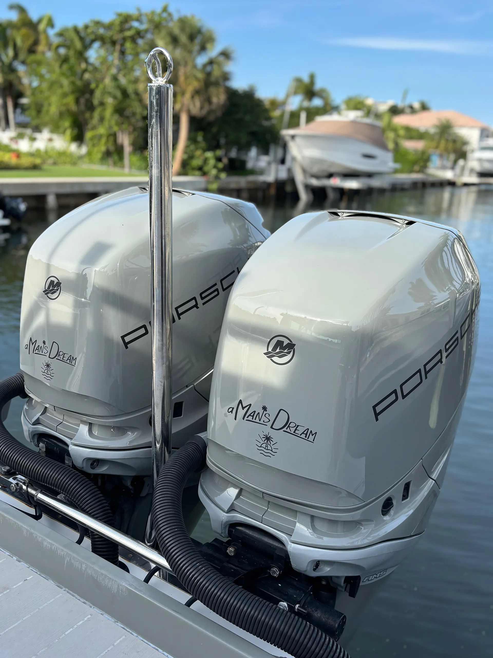 37ft Axopar - Experience the Palm Beaches Luxury Day Cruiser