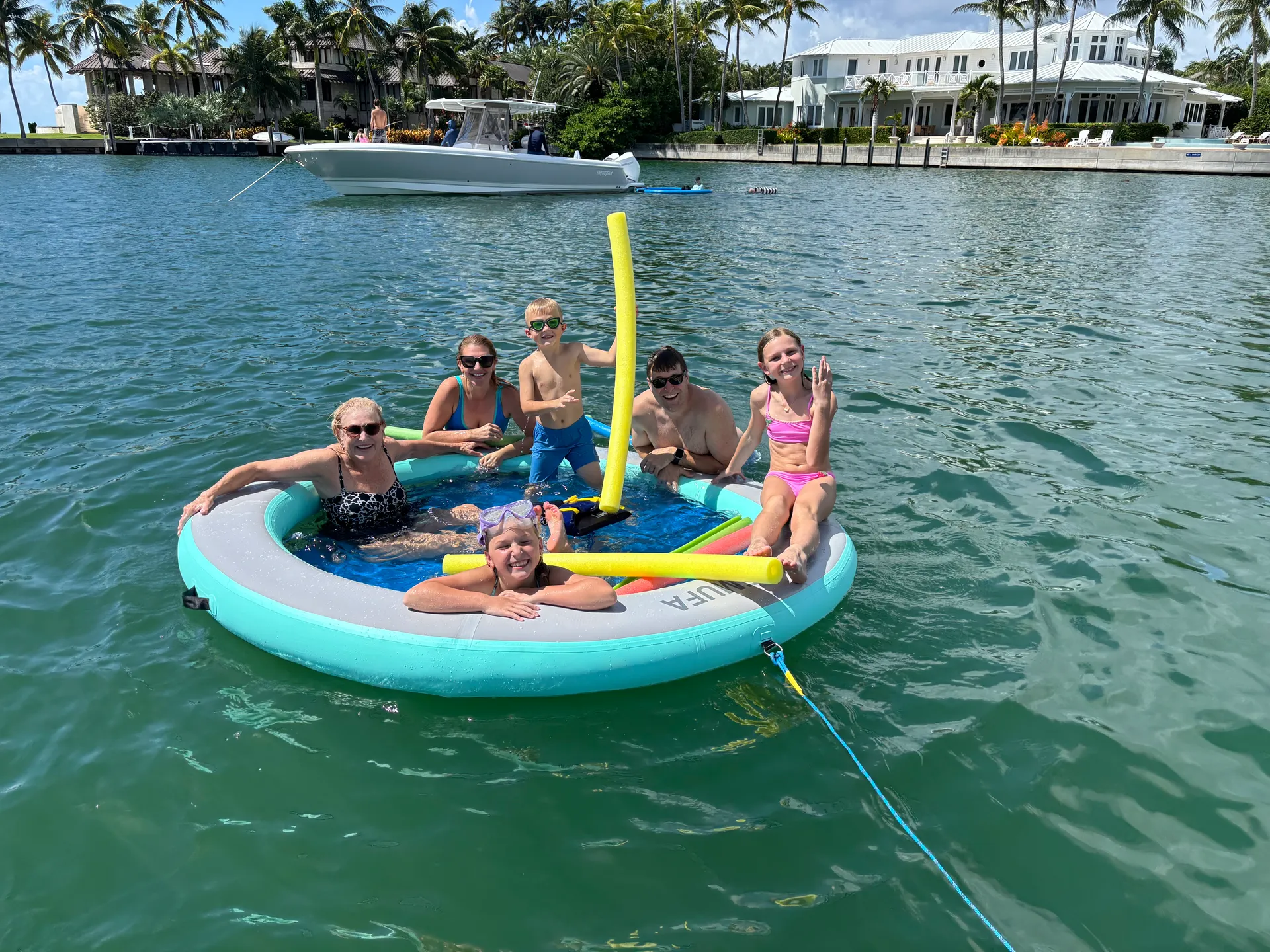 WORLD CAT BOATS 266SF in Miami, FL — photo 8