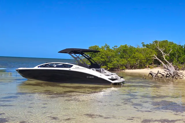 Rent a Yamaha bow rider in Key West, FL near me