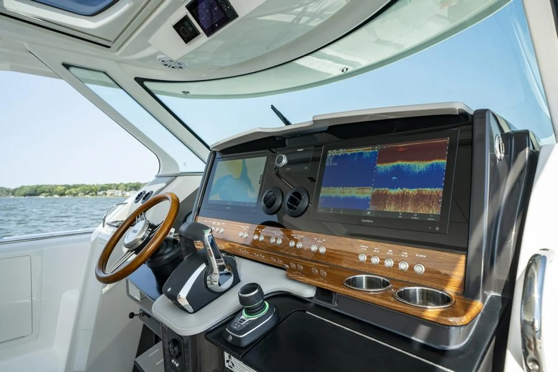 🎇WELCOME OUR BRAND NEW TIARA 43' LS CAPT, CREW, FUEL INCLUDED 🎇