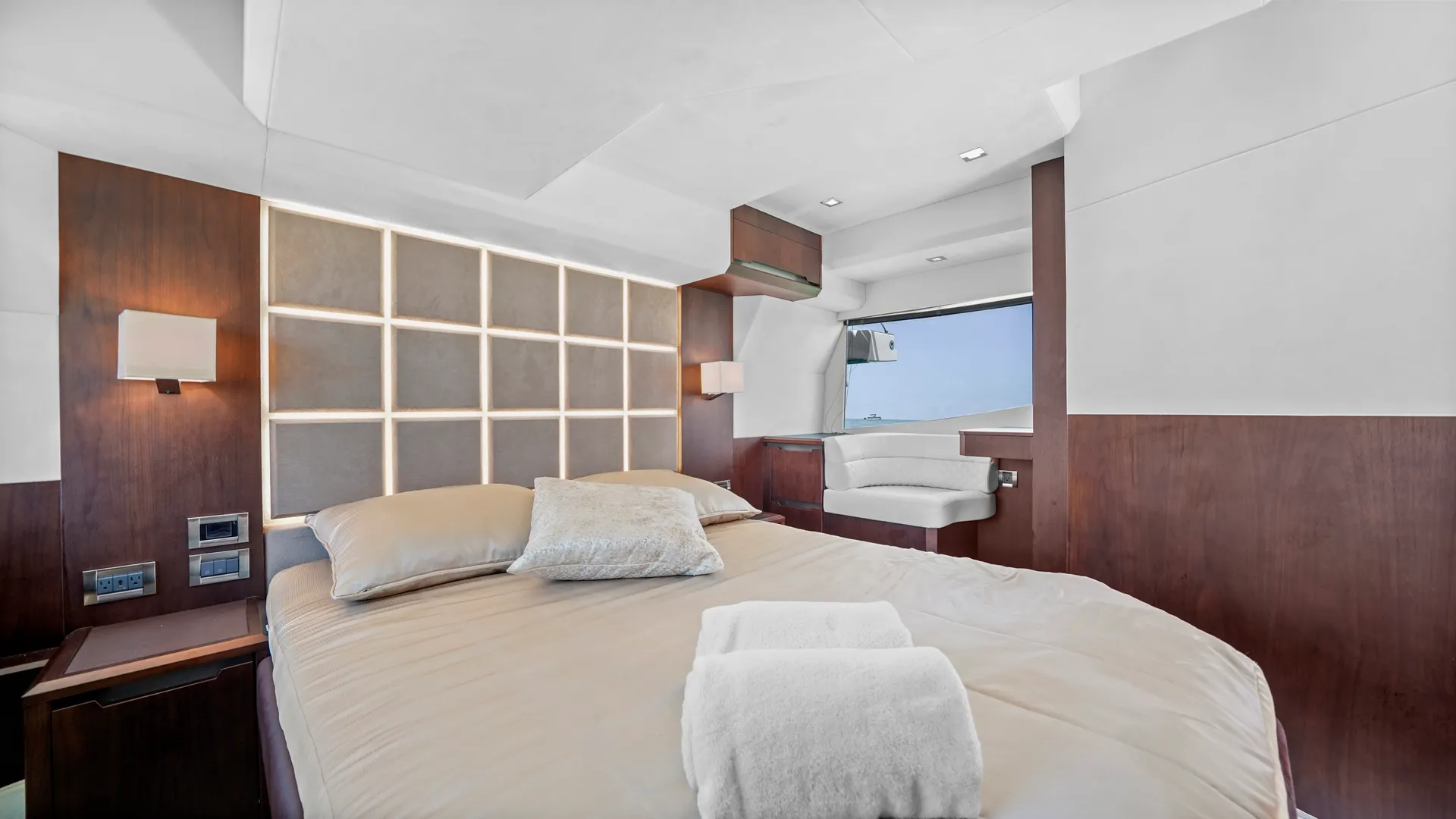 ⭐ FREE HOUR  ⭐ 50 ft LUXURY 3-Story Yacht including JET SKI- 13 pax