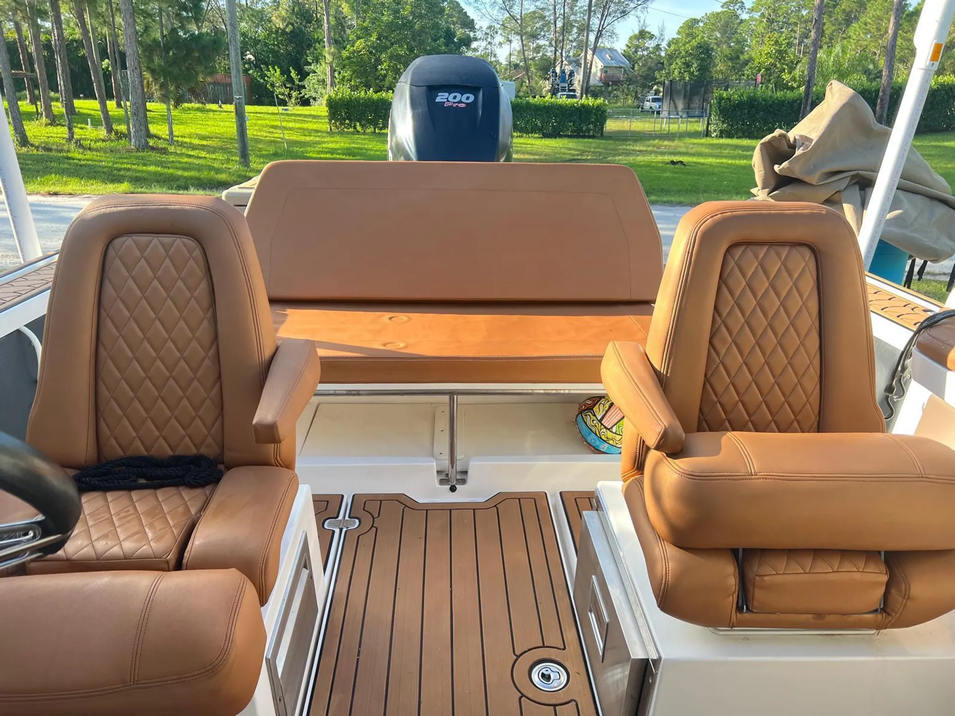 "Adventure Awaits: 25' Axopar – Sleek, Fast, and Ready to Cruise!"