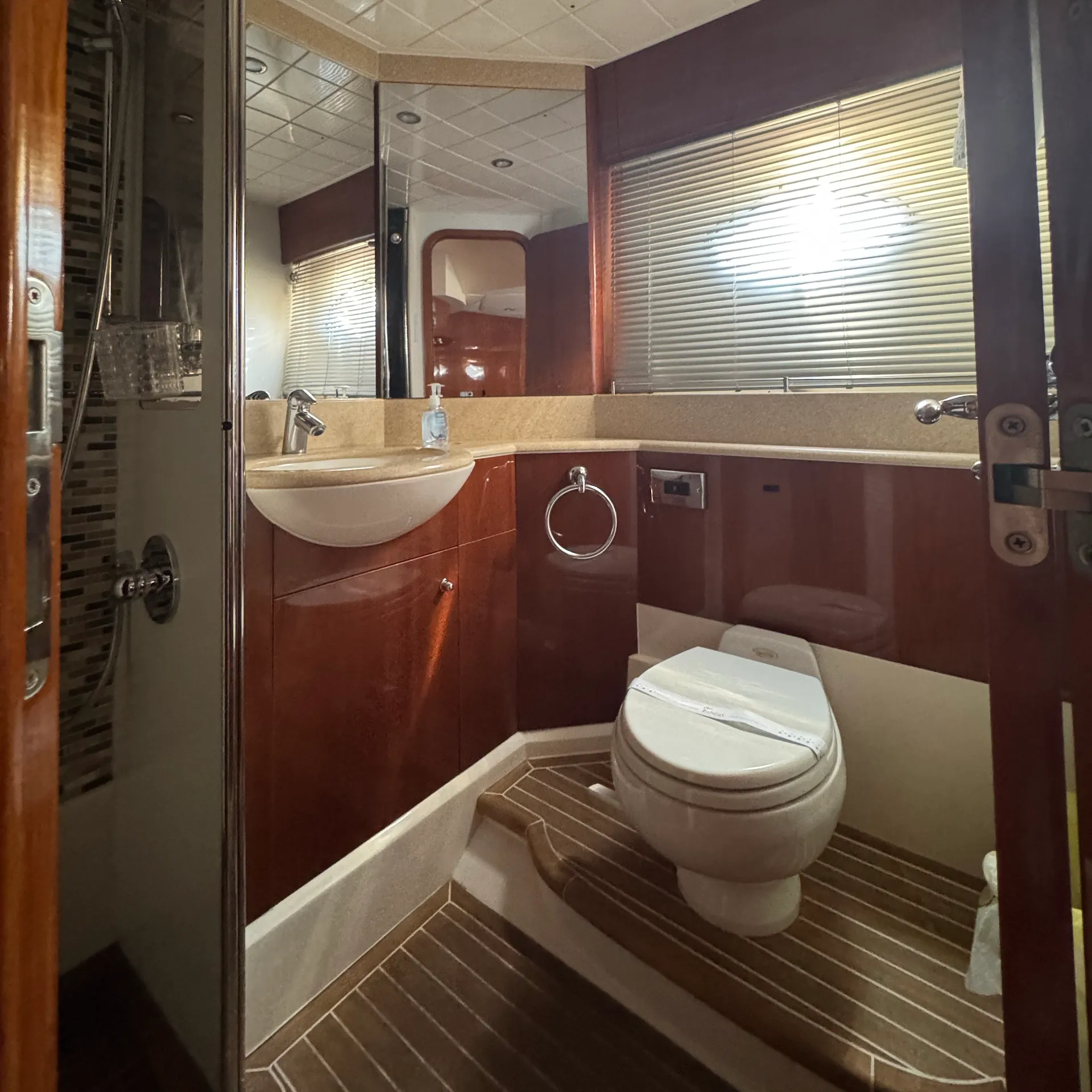 M/Y Sweet Thing 70' V65 Princess in North Miami, FL! * 13 PPL *